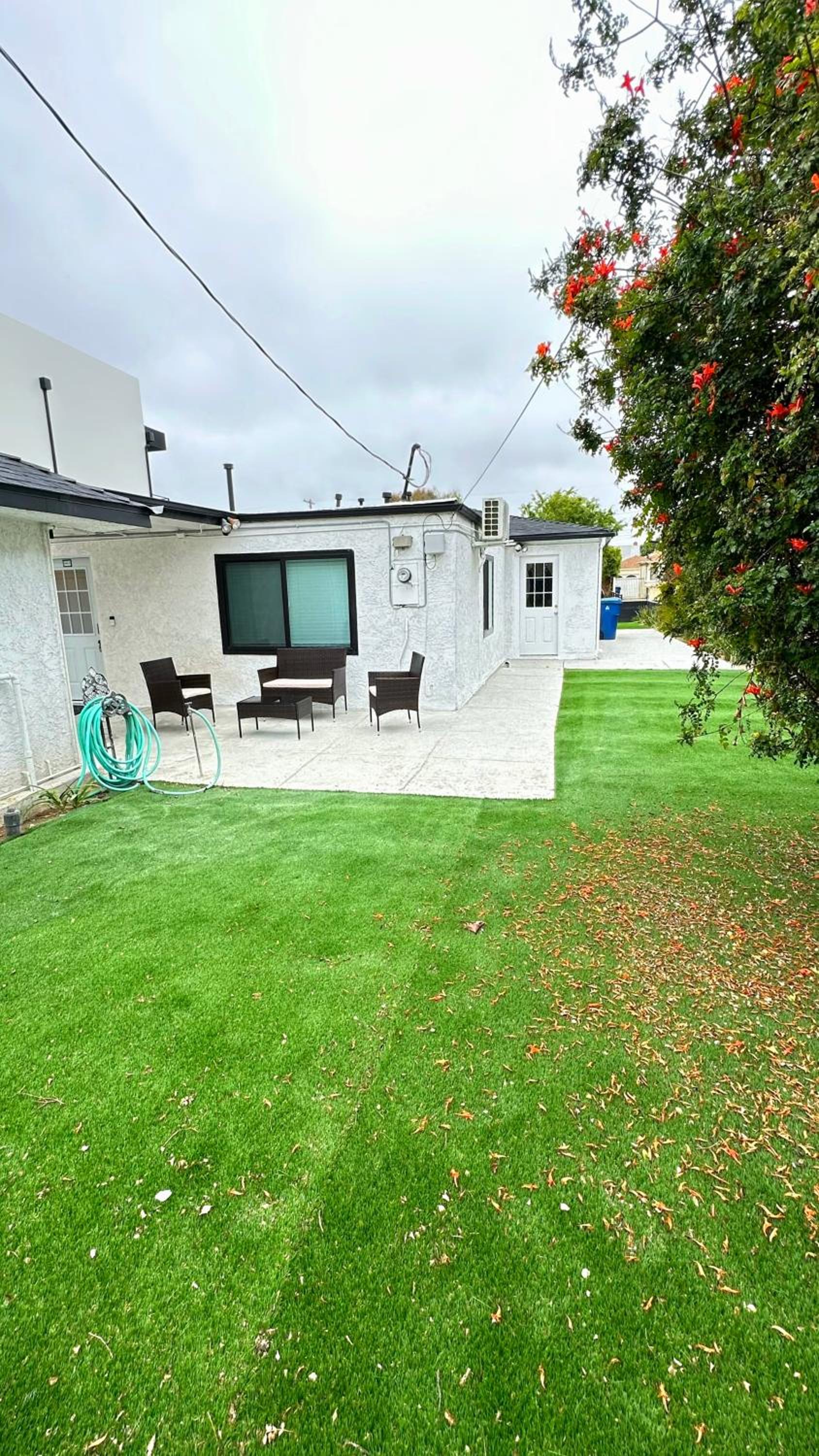 Modern 2BR Stylish & Cozy Unit