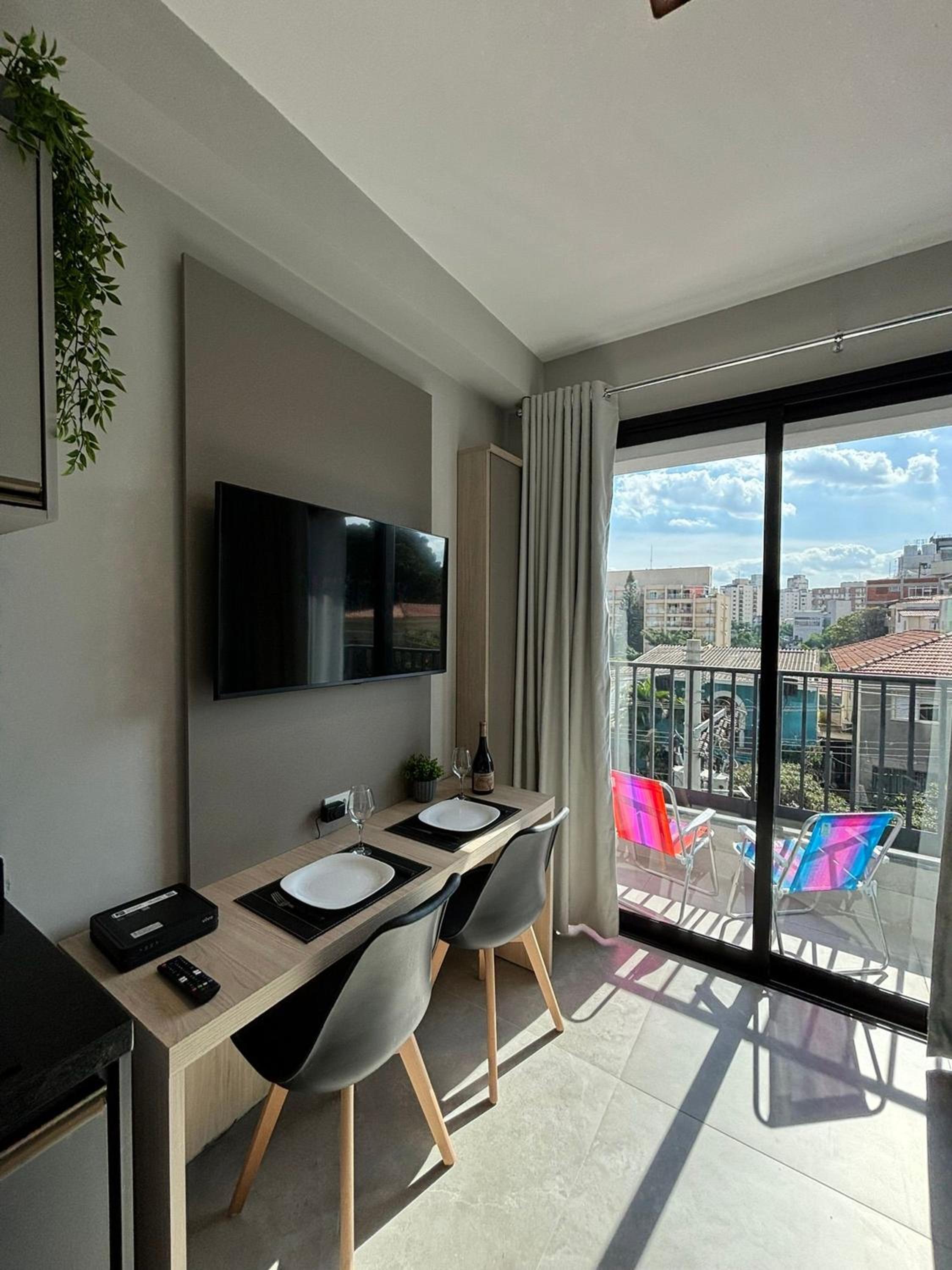 Studios Vila Madalena com Ar condicionado | Delfhy