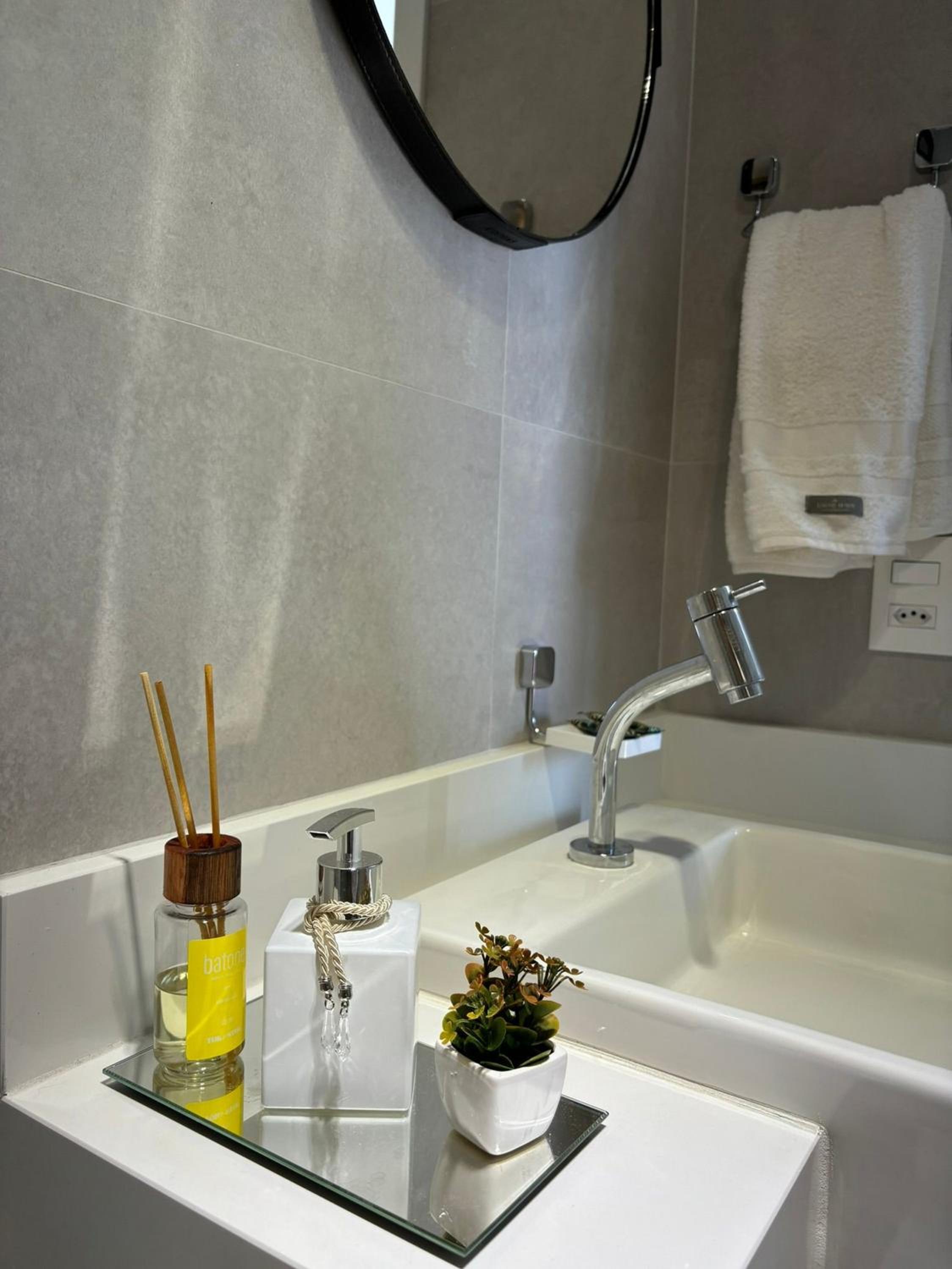 Studios Vila Madalena com Ar condicionado | Delfhy
