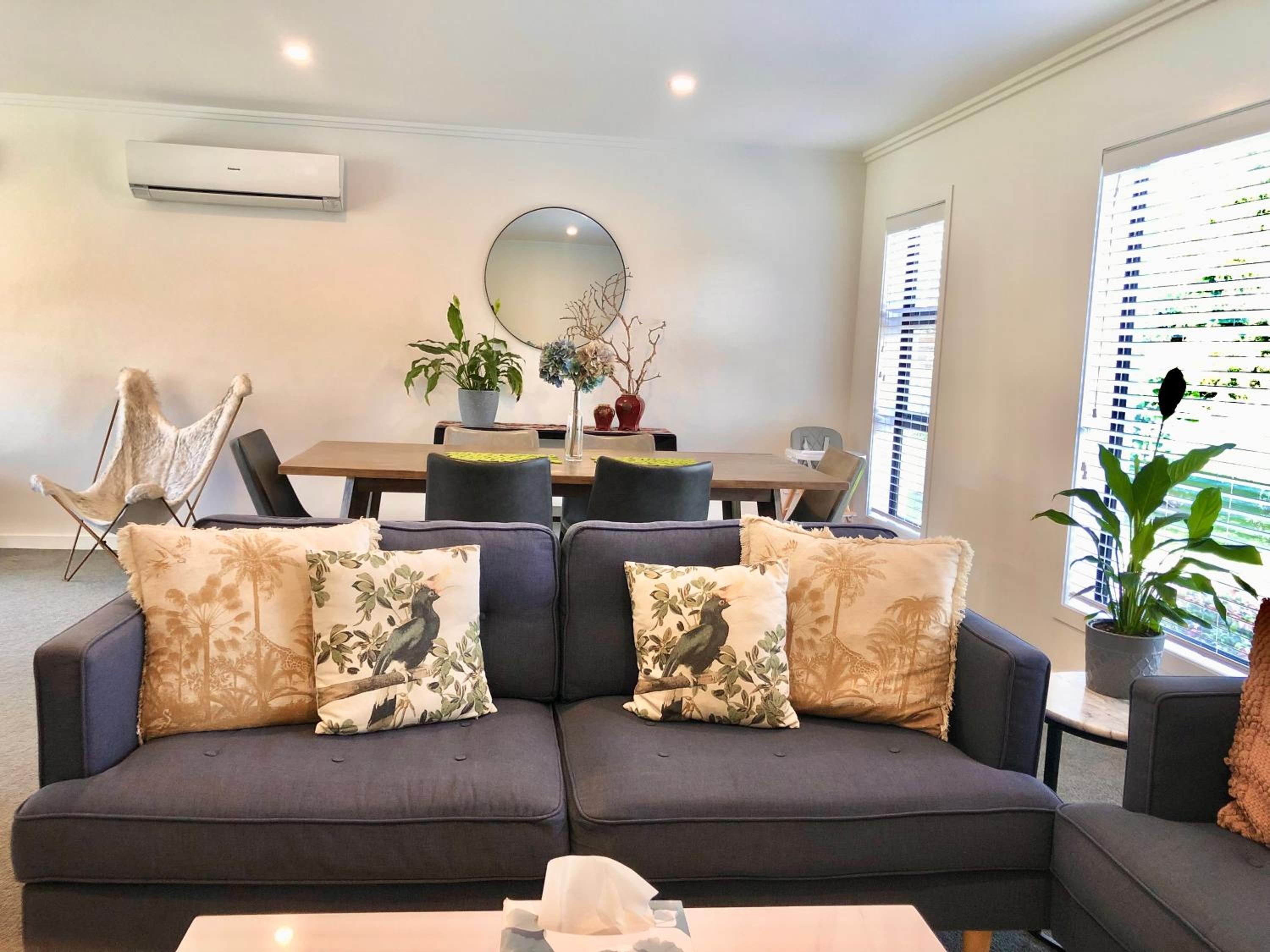 Fashion,Bright and Spacious,Superior location view 3
