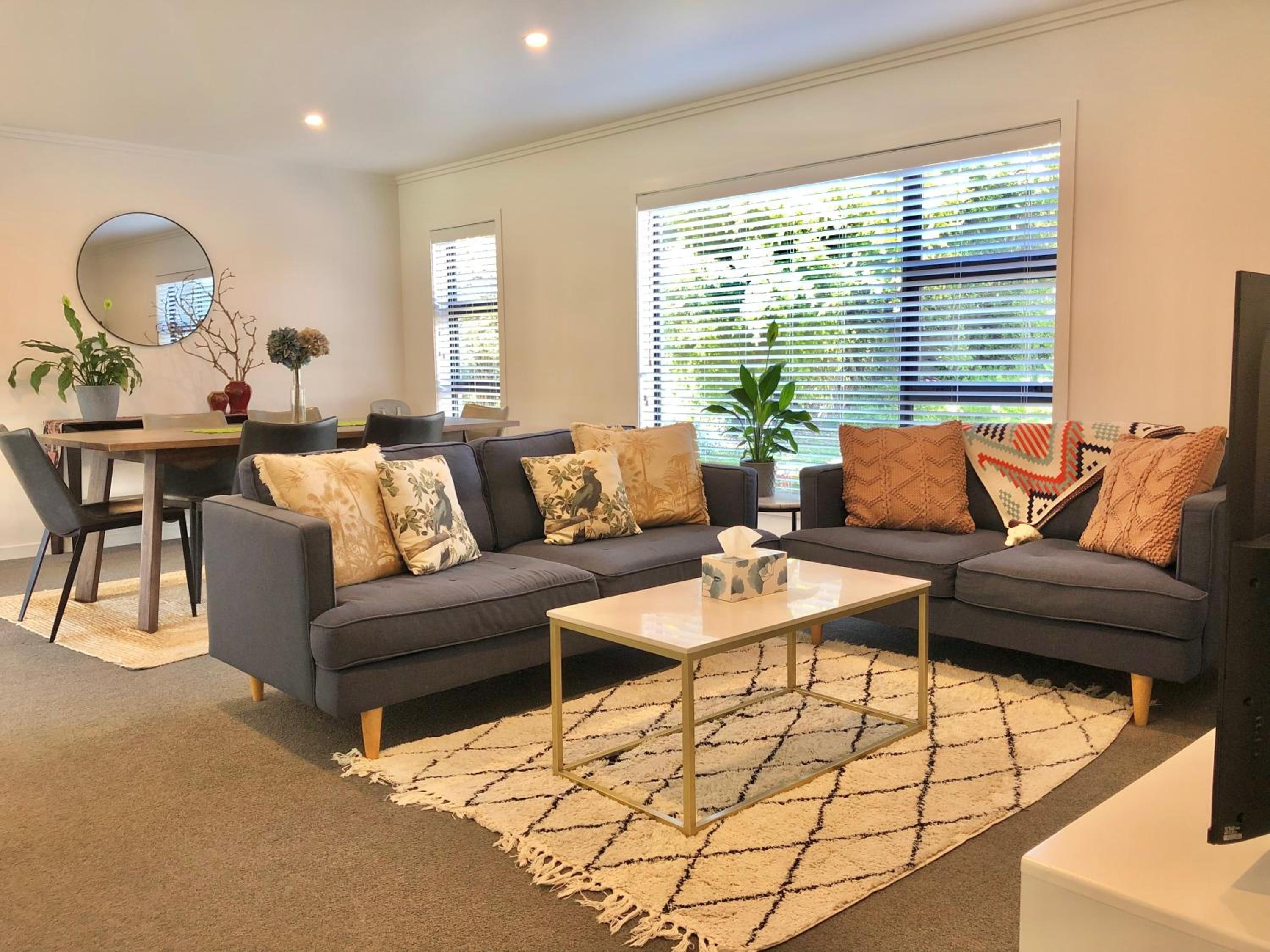 Fashion,Bright and Spacious,Superior location view 4