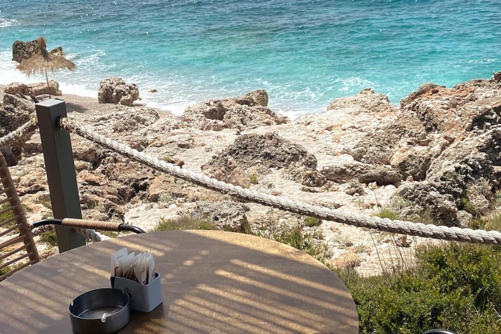 Holliday home 200m from the beach at White Rocks, Dhermi photo 3