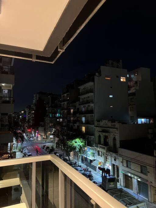 Hermoso Estudio con Balcón y Parrilla en Palermo