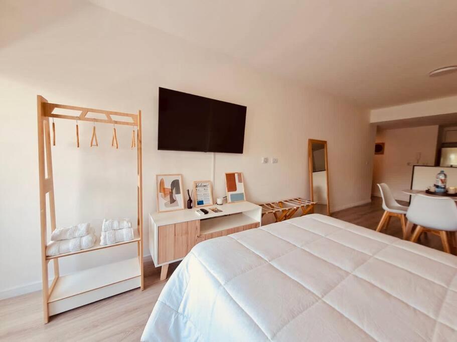 Hermoso Estudio con Balcón y Parrilla en Palermo