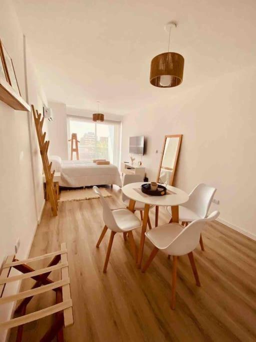 Hermoso Estudio con Balcón y Parrilla en Palermo