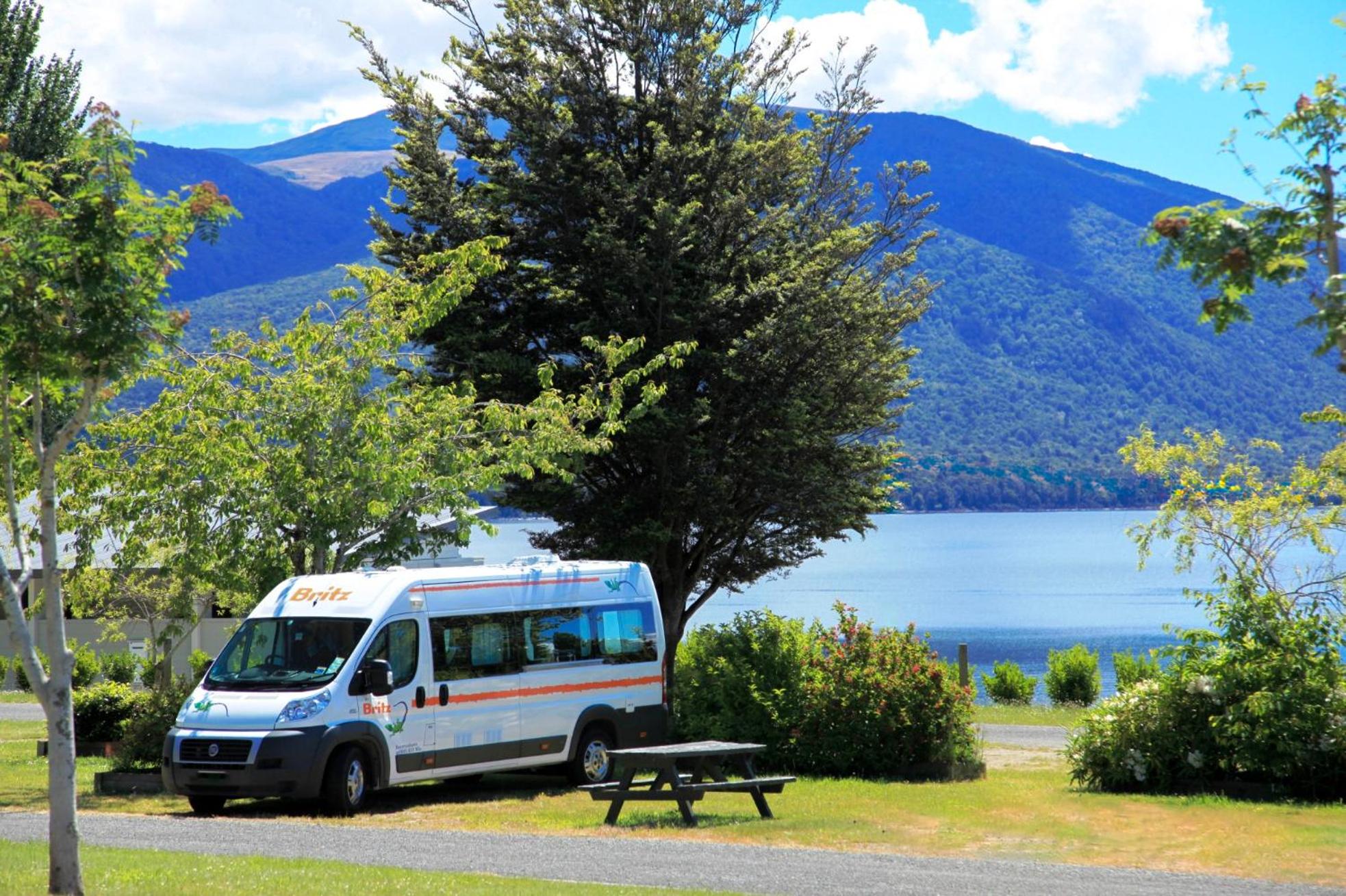 Te Anau Lakeview Holiday Park & Motels view 3