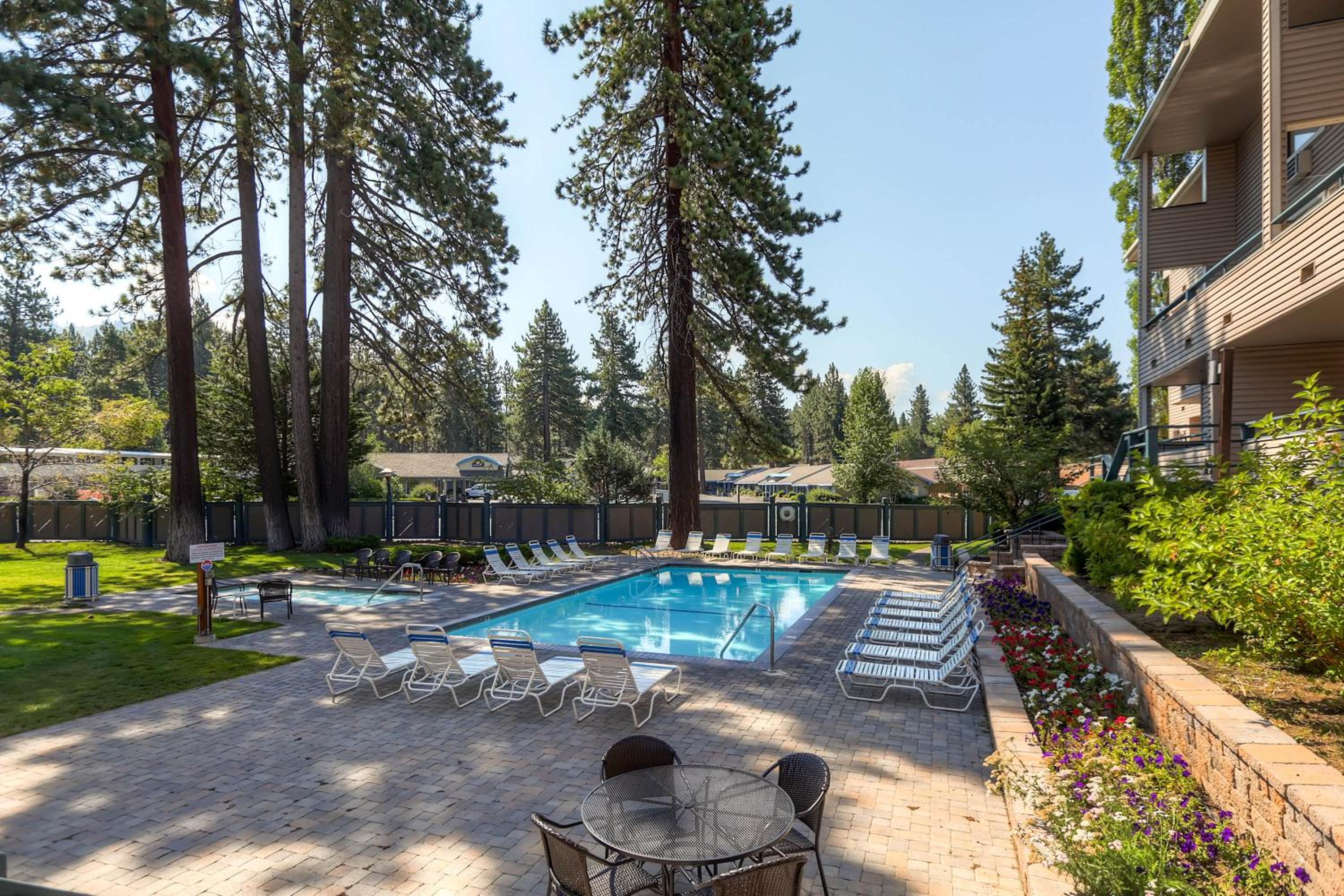 Lake Tahoe Vacations - Lakeland Village 468 Modern Marvel - Property Image 7