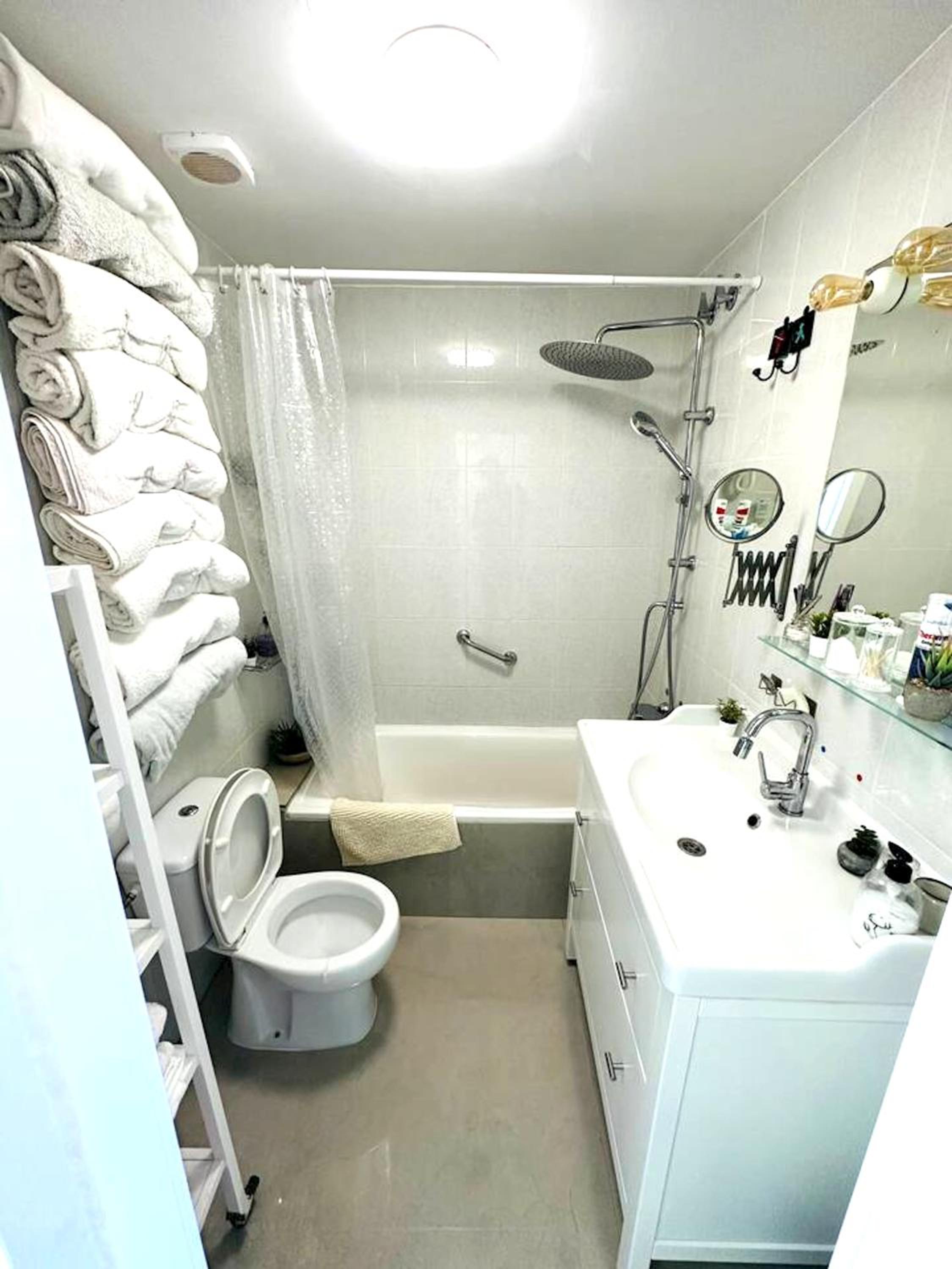Spacious Apartment near Son Parc with Shared Pool