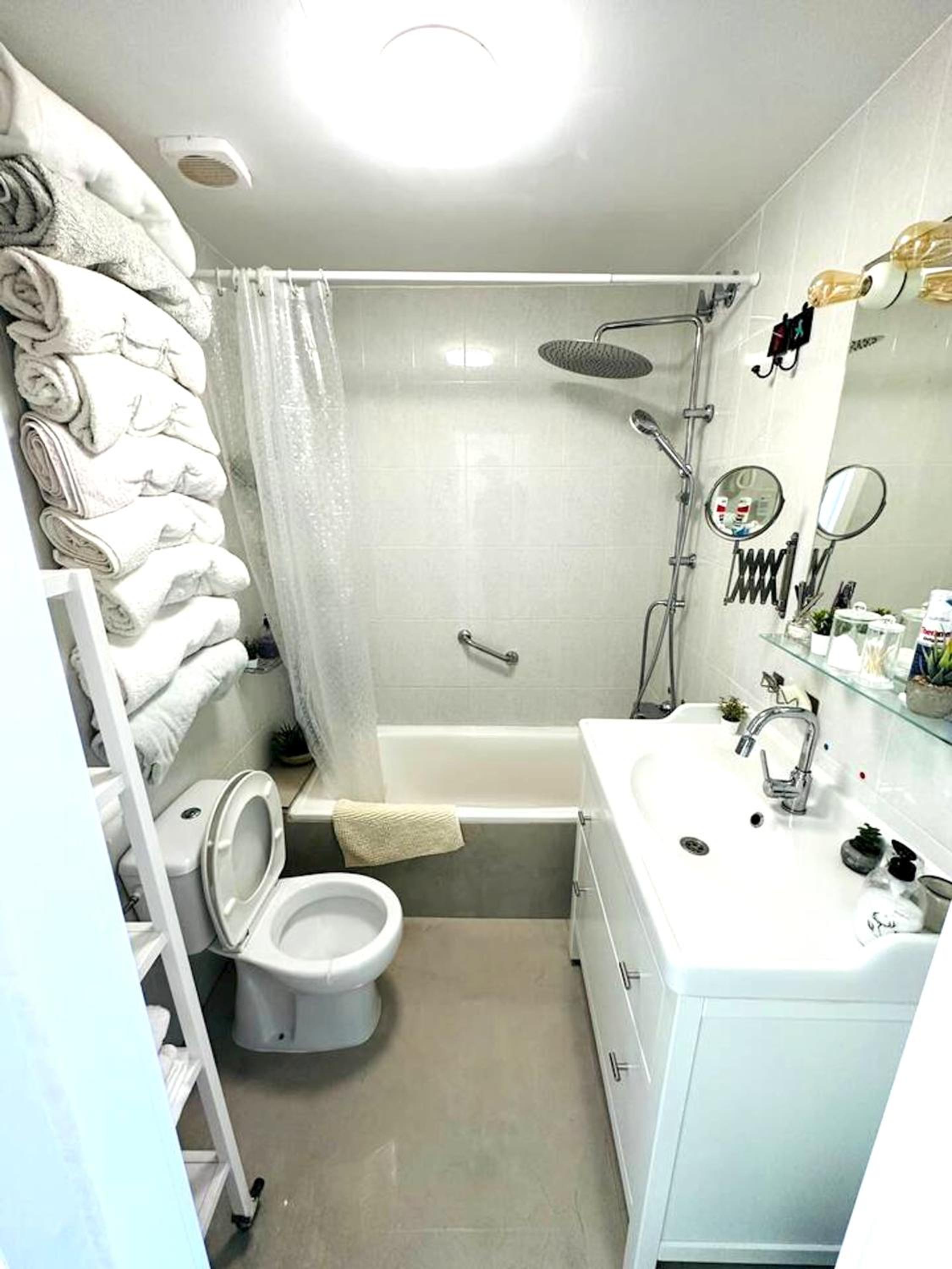 Spacious Apartment near Son Parc with Shared Pool