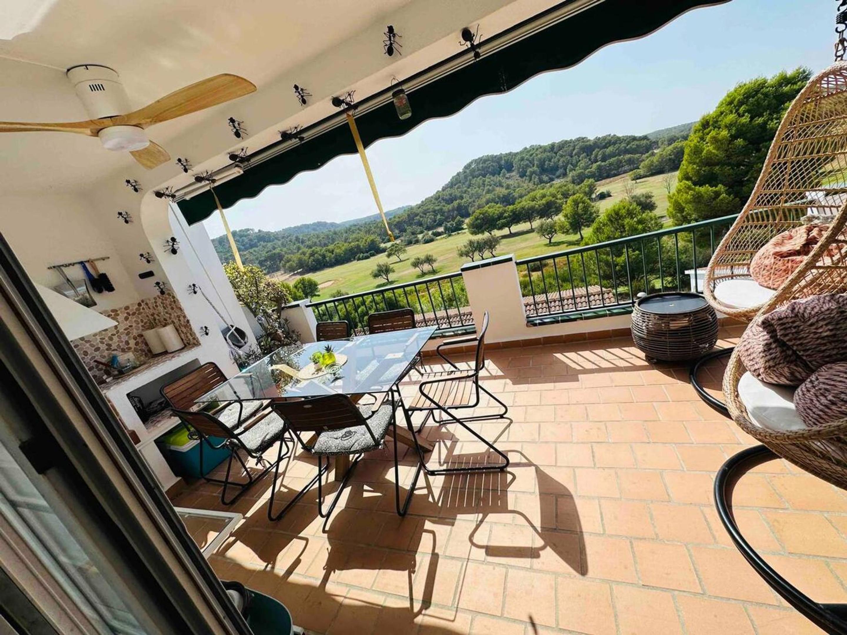 Spacious Apartment near Son Parc with Shared Pool
