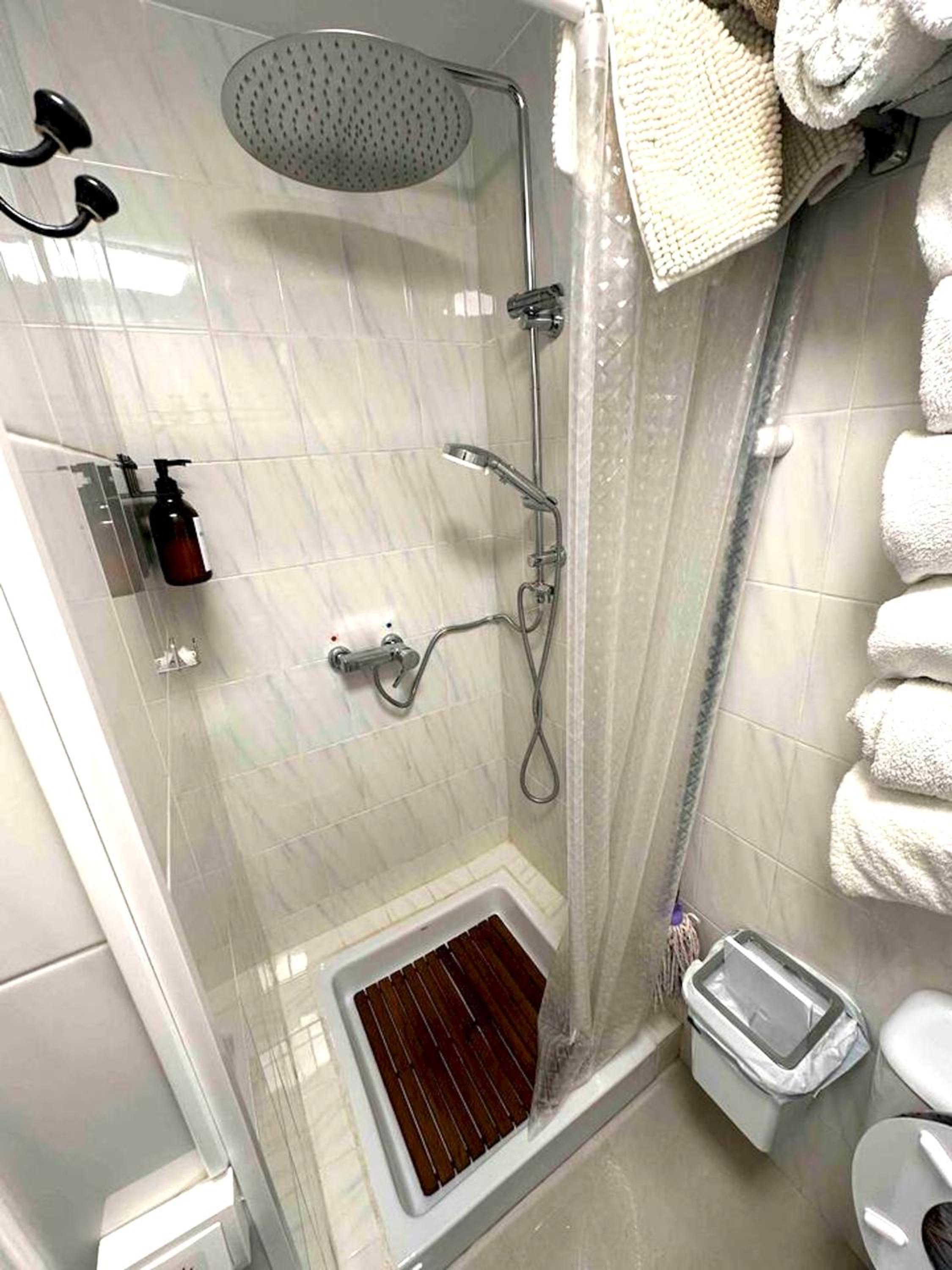 Spacious Apartment near Son Parc with Shared Pool