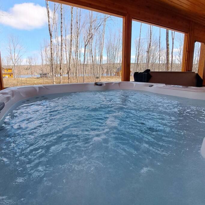 Retreat Lodge - Lochaber Lake Lodges