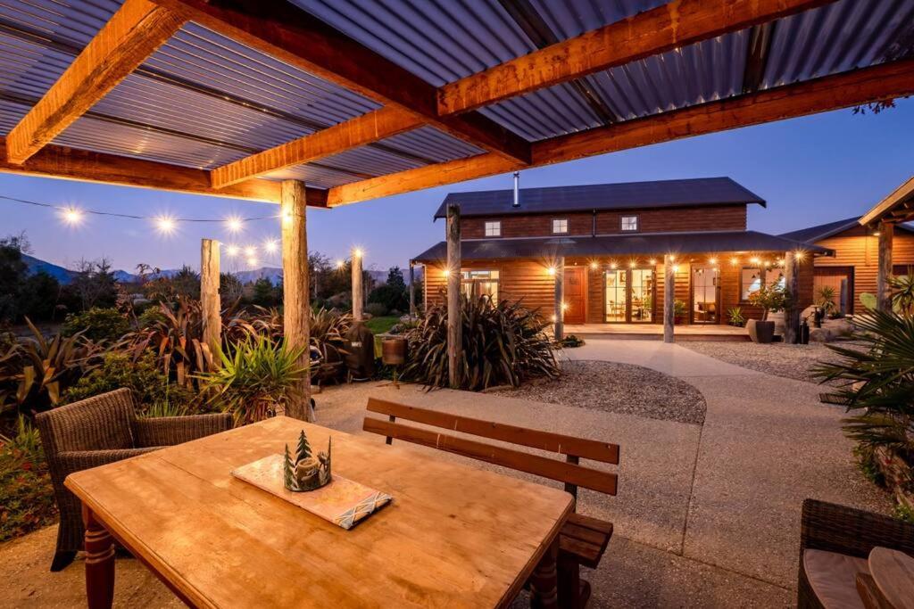 Wanaka Vacations - Pinerock by Sothebys Luxury Rental Homes - Property Image 14