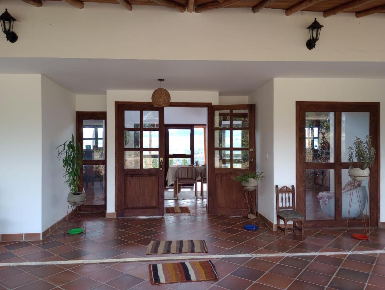 Casa Amatista Curiti
