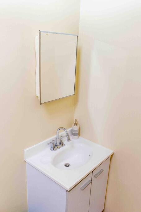 Charming Deluxe 2 bedroom home