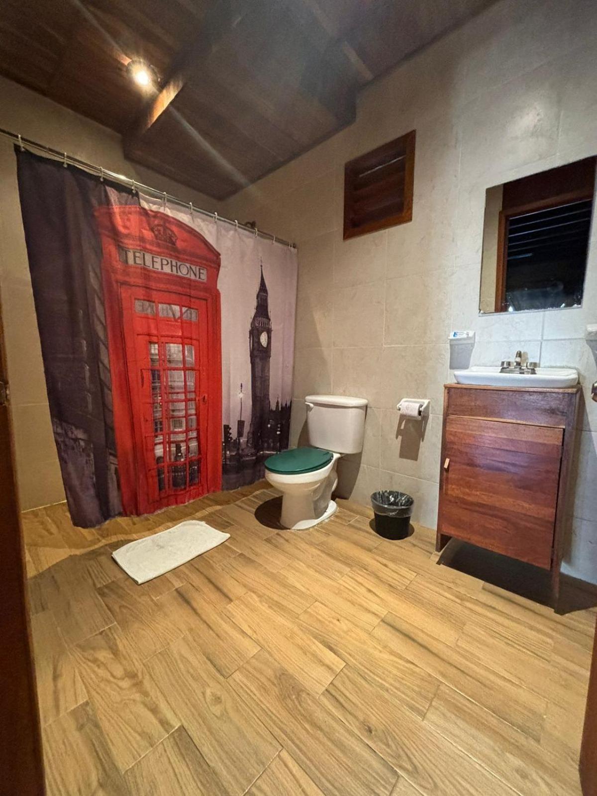 Photo 13
