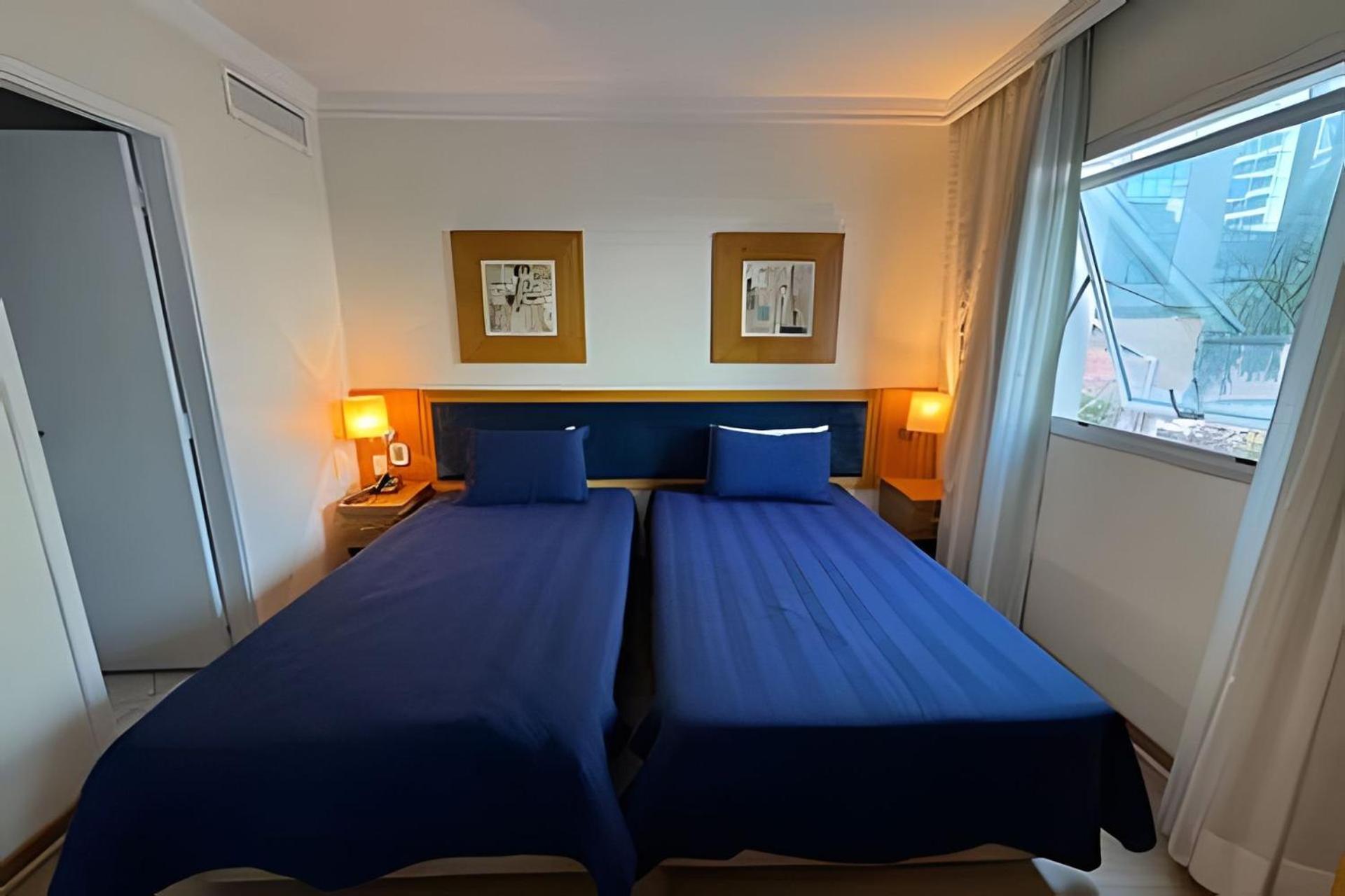 Flat localizado na Rua Oscar Freire