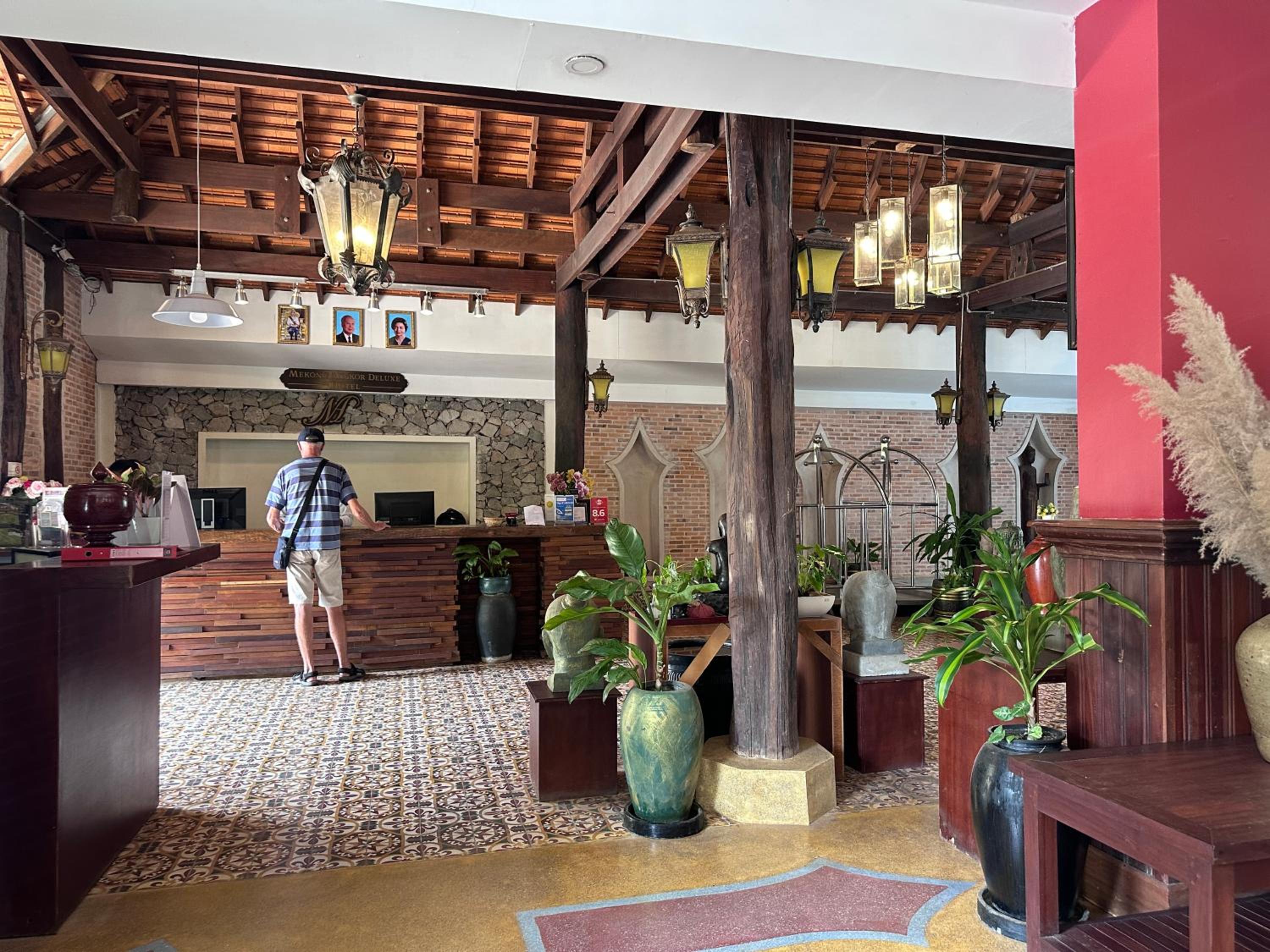 Mekong Angkor Palace Inn