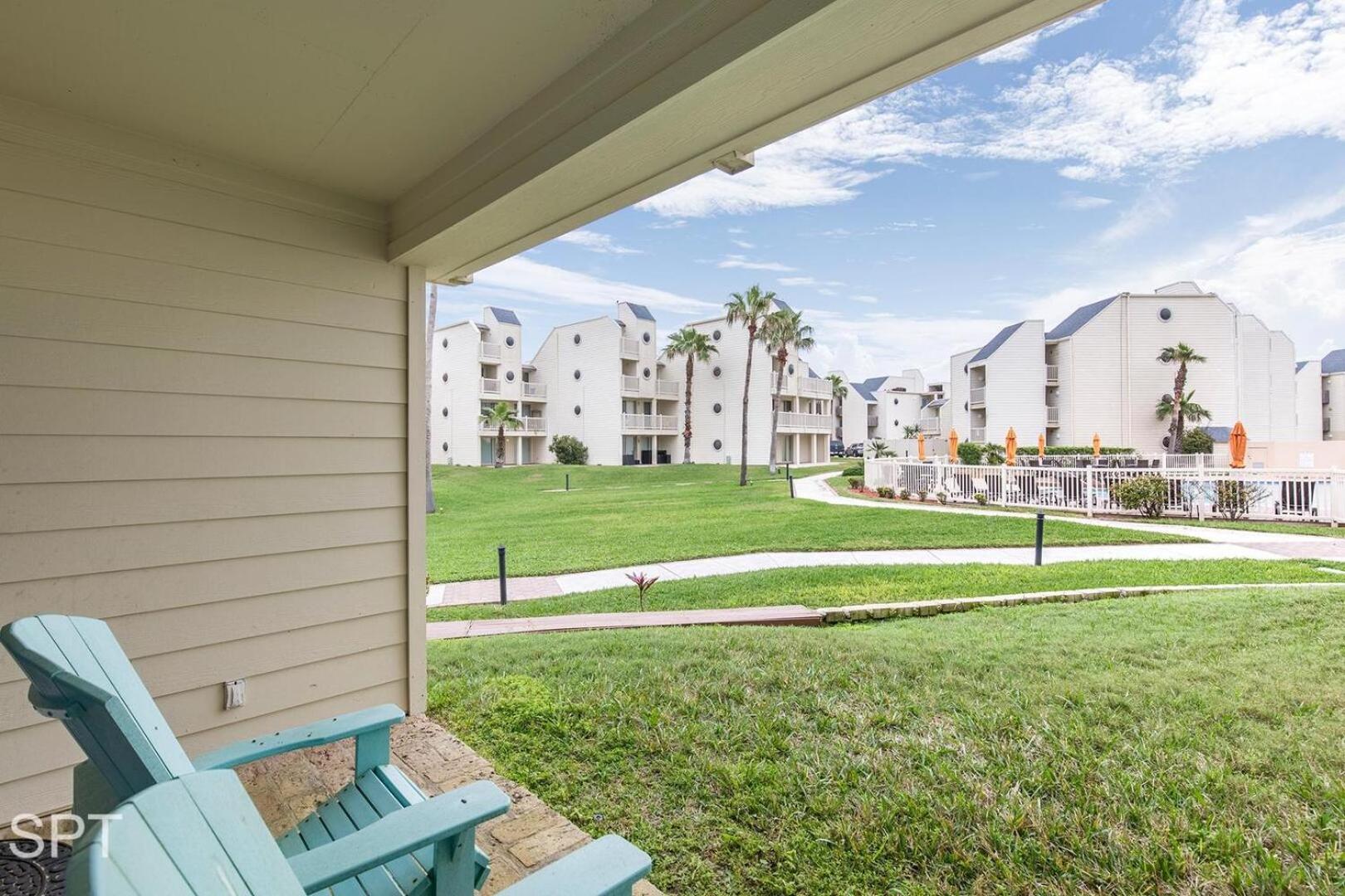 Bahia Mar 418