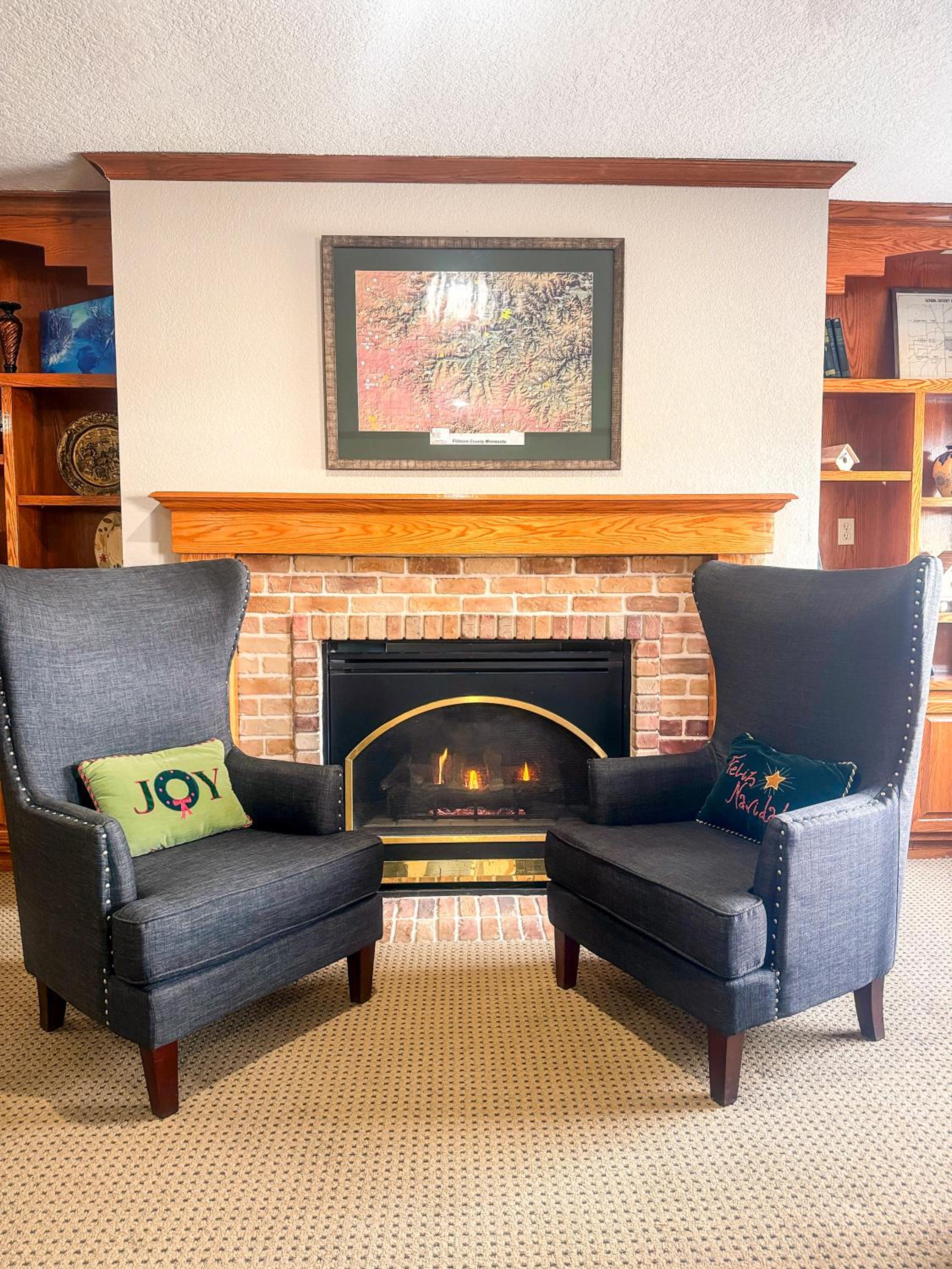 Country Trails Inn &Suites