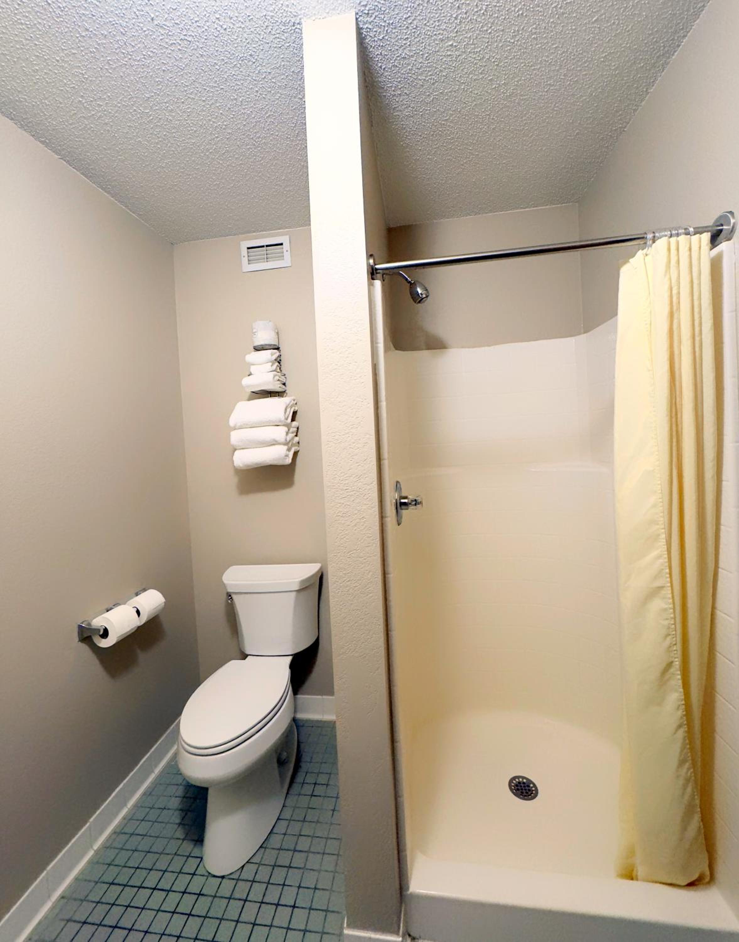 Country Trails Inn &Suites