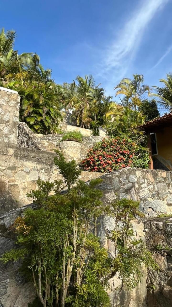 ESCAPE PARA O PARAISO, Casa Mobiliada com PISCINA e Salão de jogos, 300mt da PRAIA