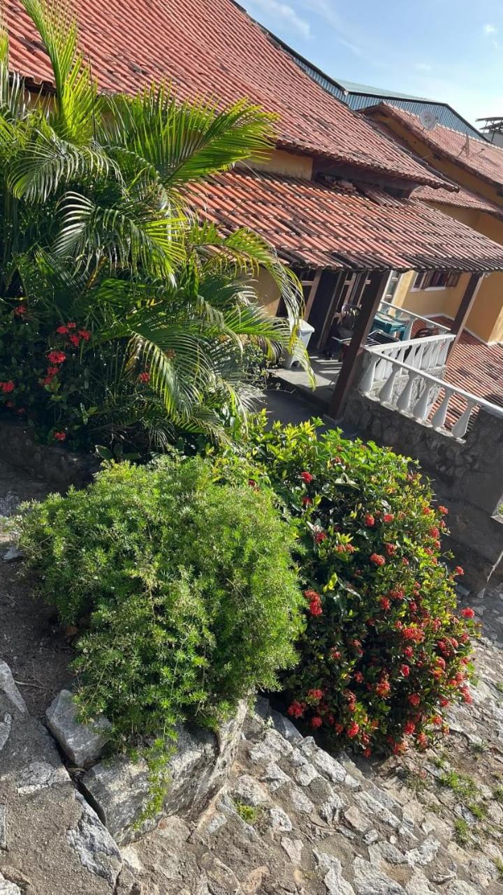 ESCAPE PARA O PARAISO, Casa Mobiliada com PISCINA e Salão de jogos, 300mt da PRAIA