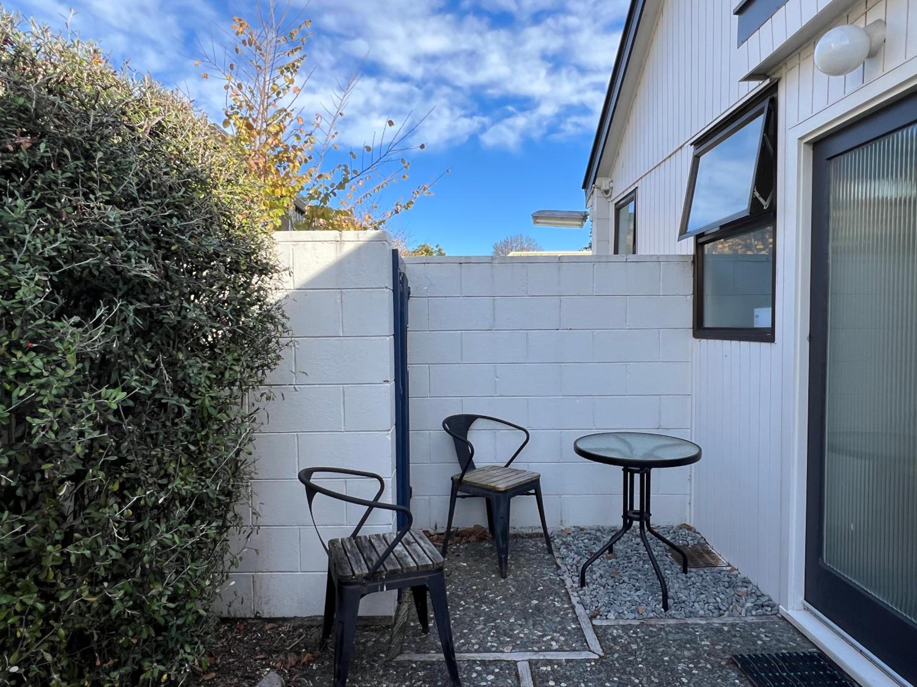 Diplomat Motel - Image 3