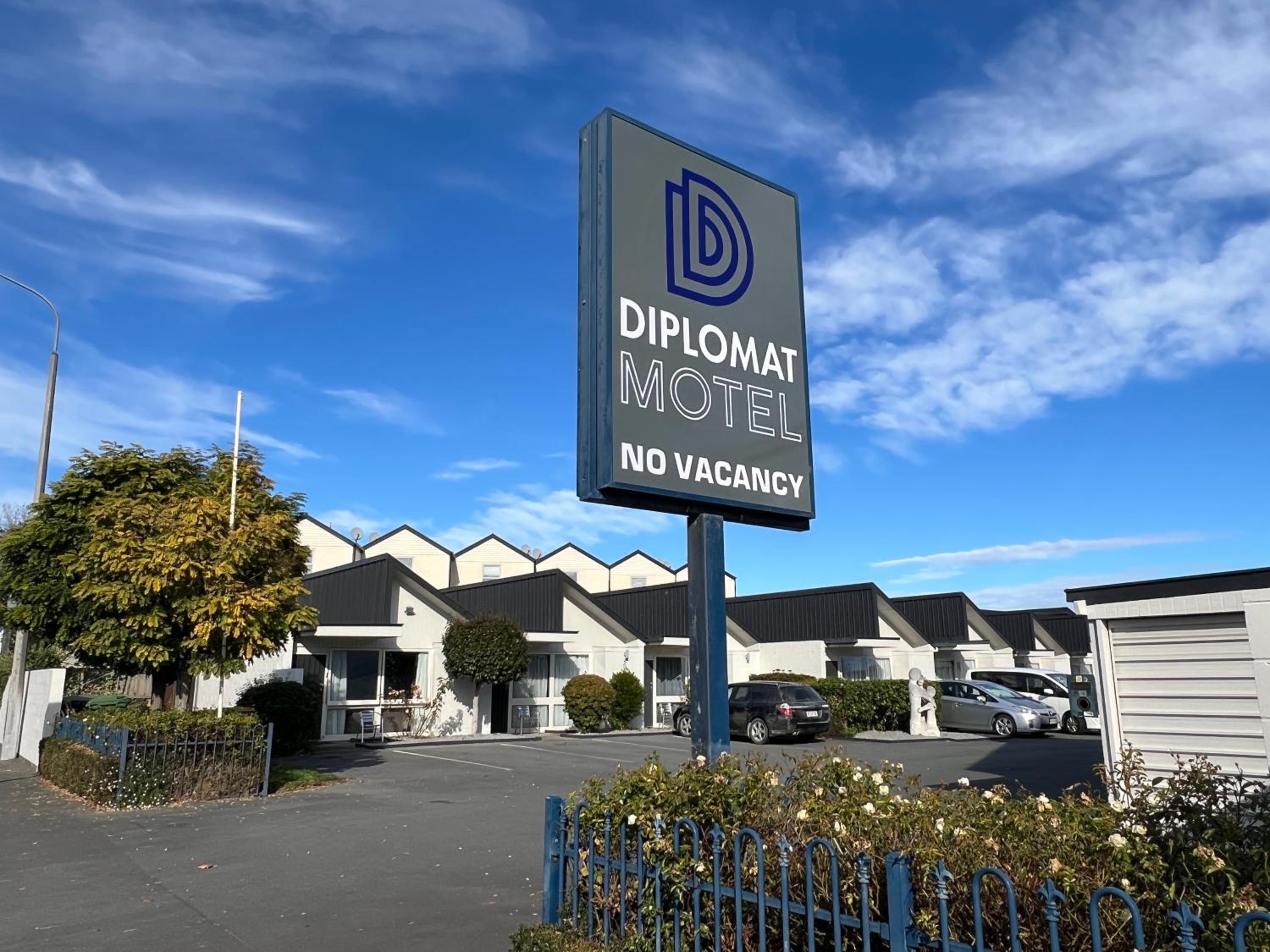 Diplomat Motel - Image 1