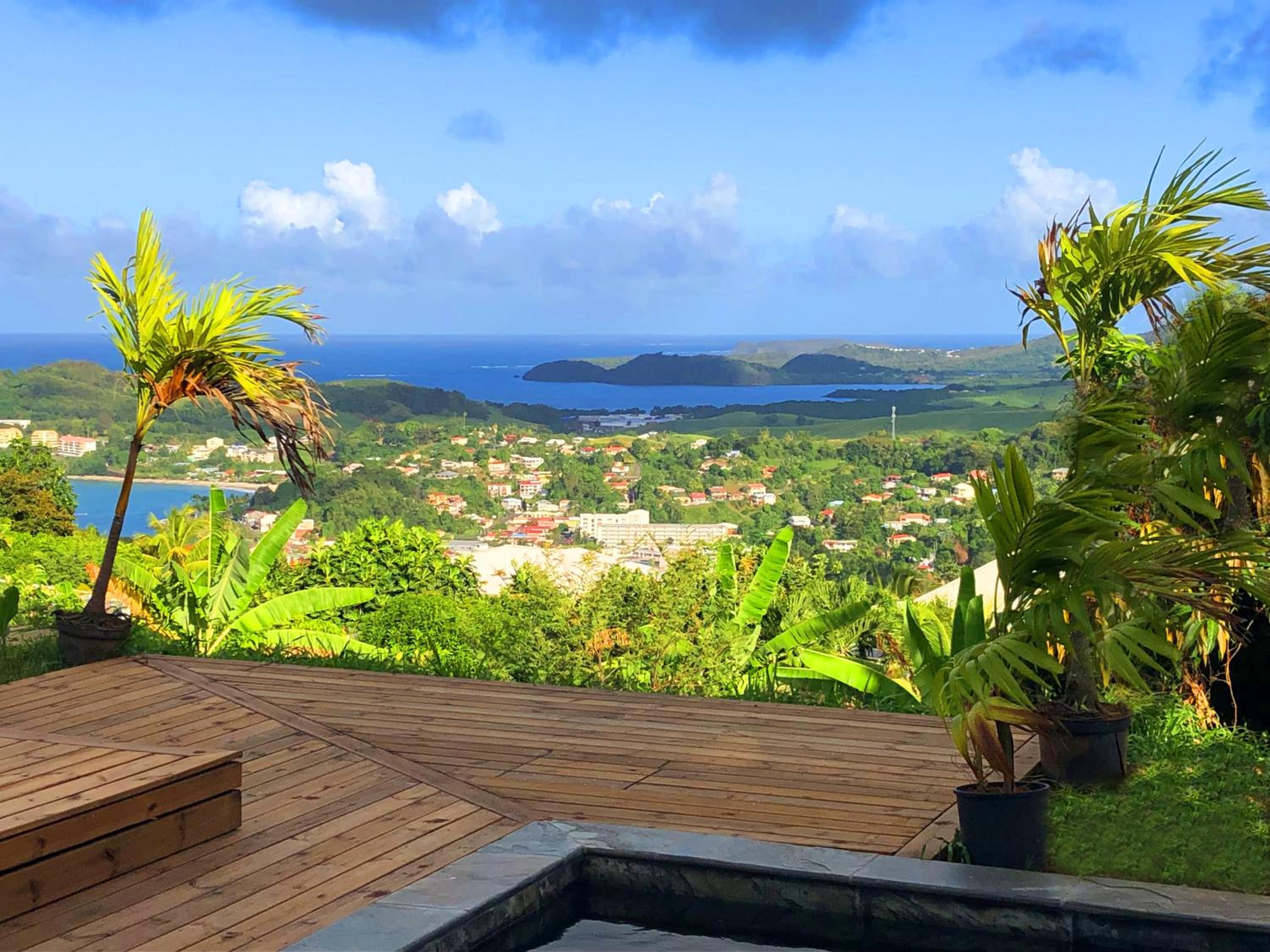 F3 Hibiscus - piscine chauffée - vue mer - 9 min de la plage - Ti Zwézo Paradi view 4