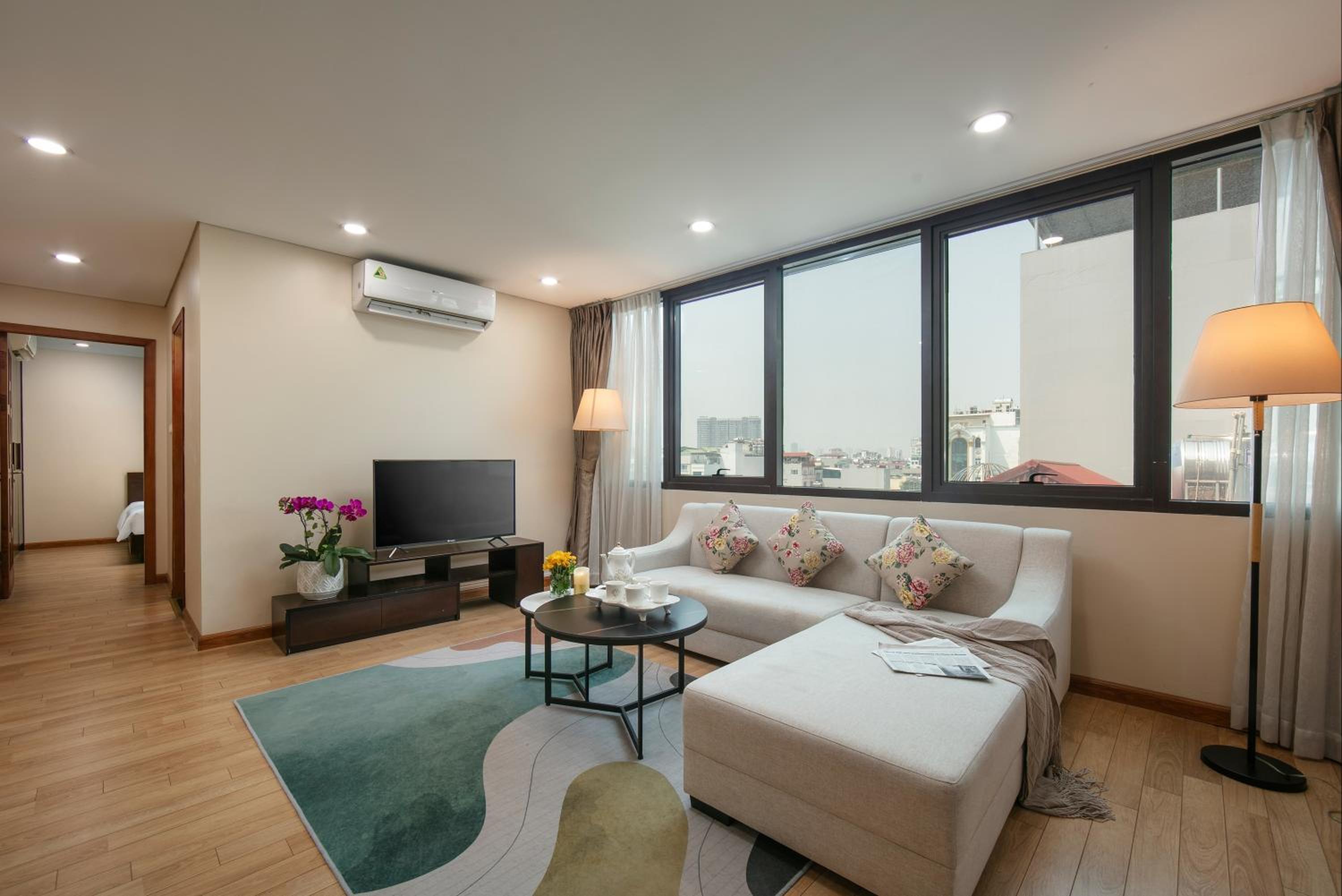 HB Serviced Apartment - 121B Quan Hoa