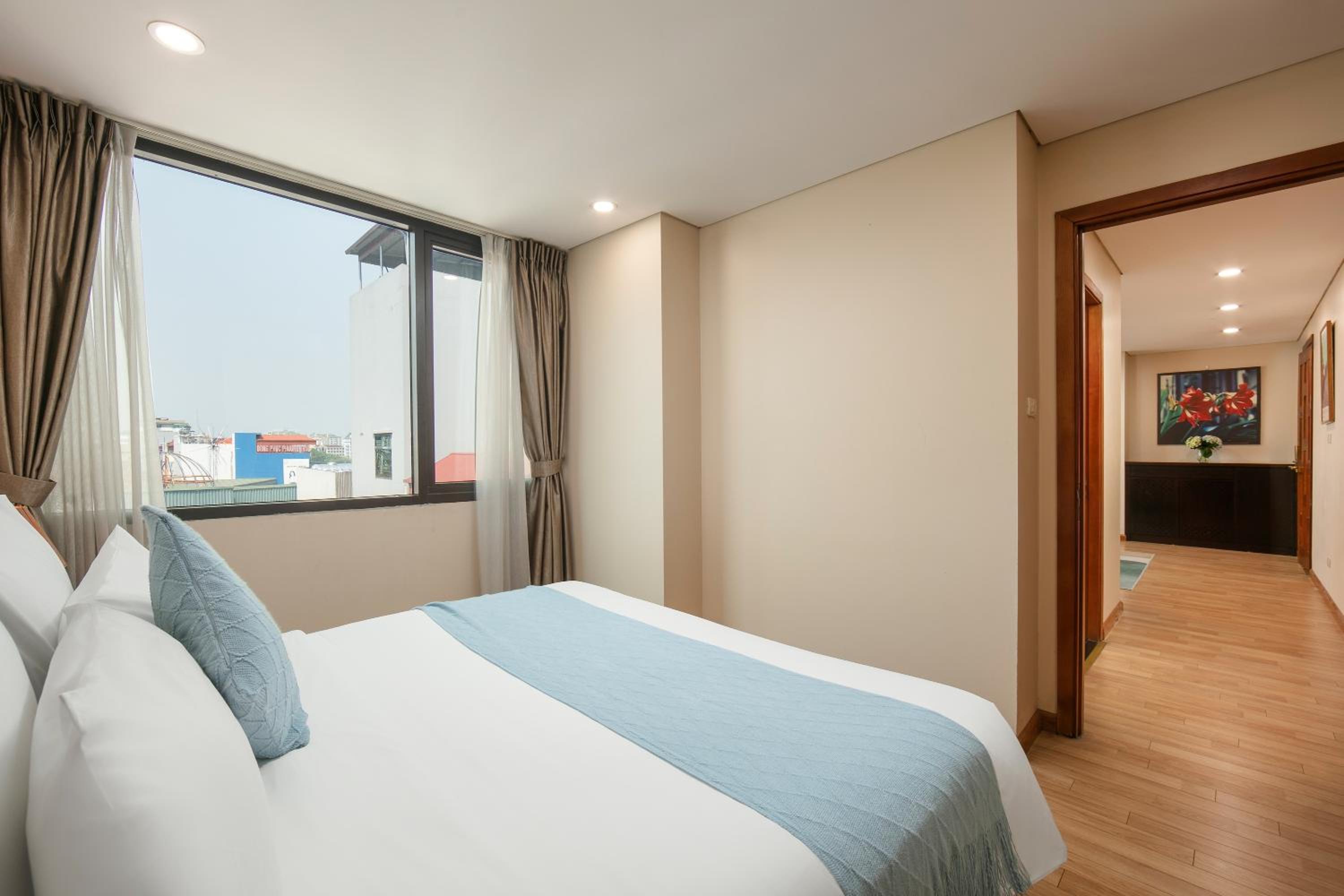 HB Serviced Apartment - 121B Quan Hoa
