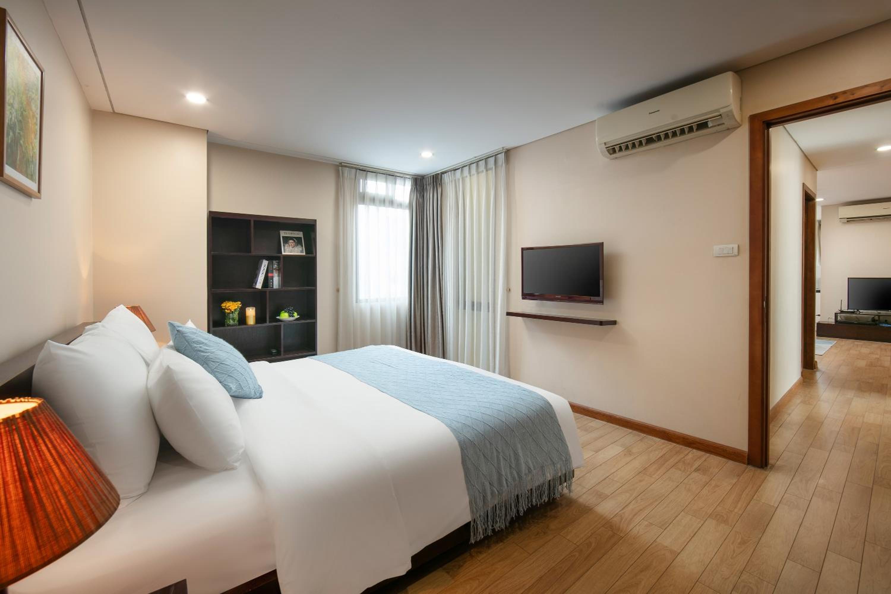 HB Serviced Apartment - 121B Quan Hoa