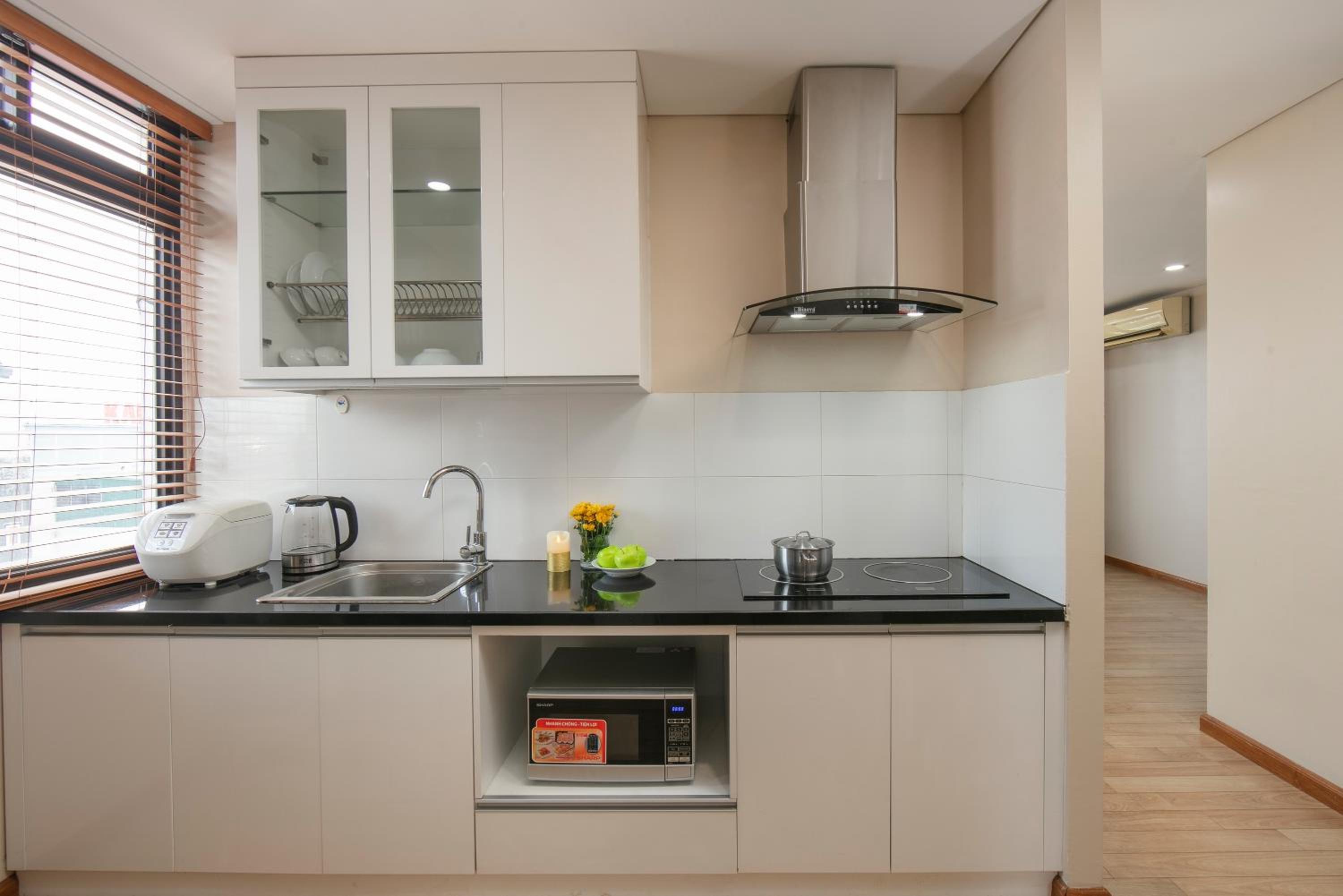 HB Serviced Apartment - 121B Quan Hoa