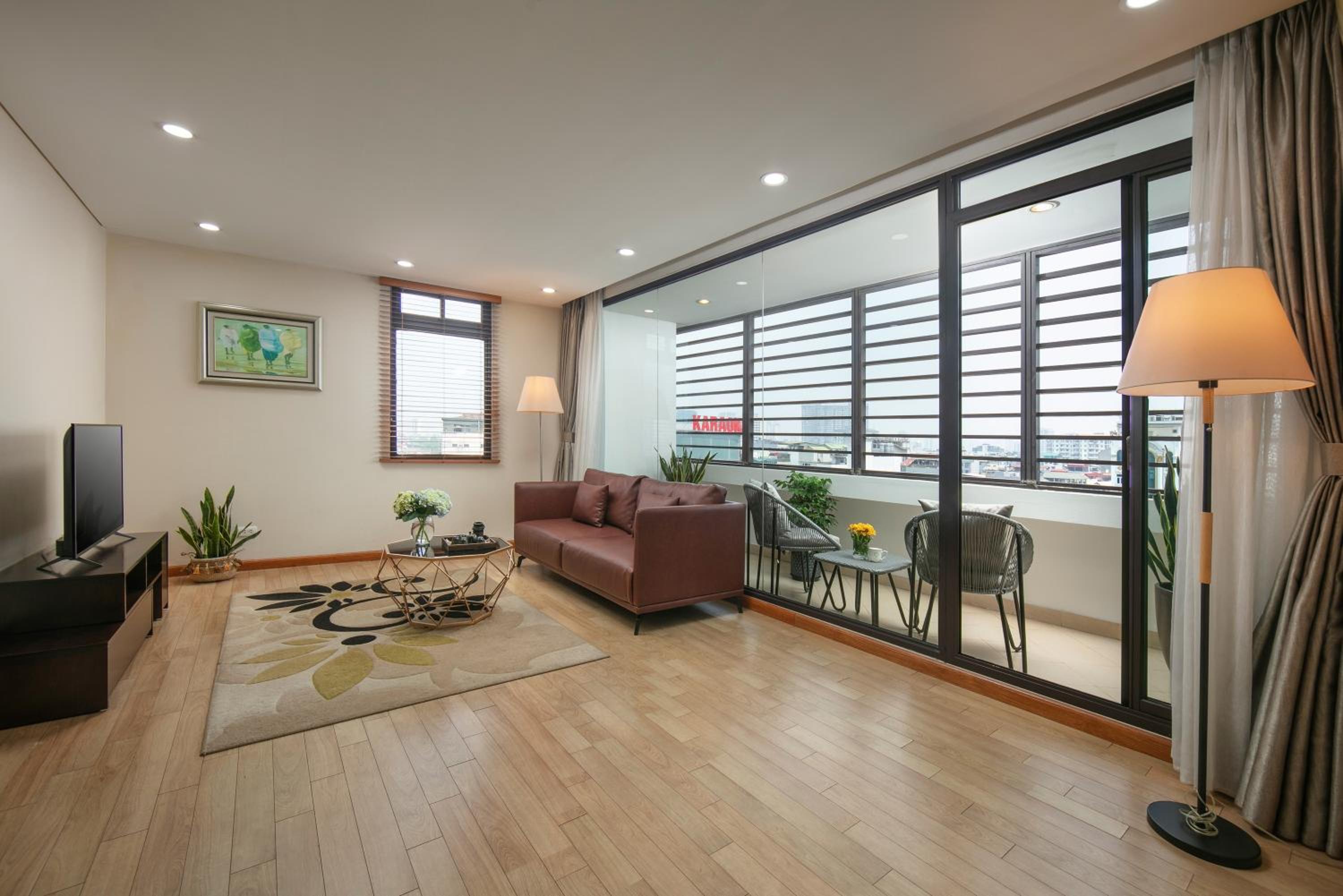 HB Serviced Apartment - 121B Quan Hoa