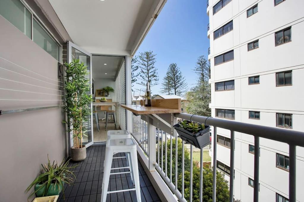 3 bedrooms with Views over Kirra!