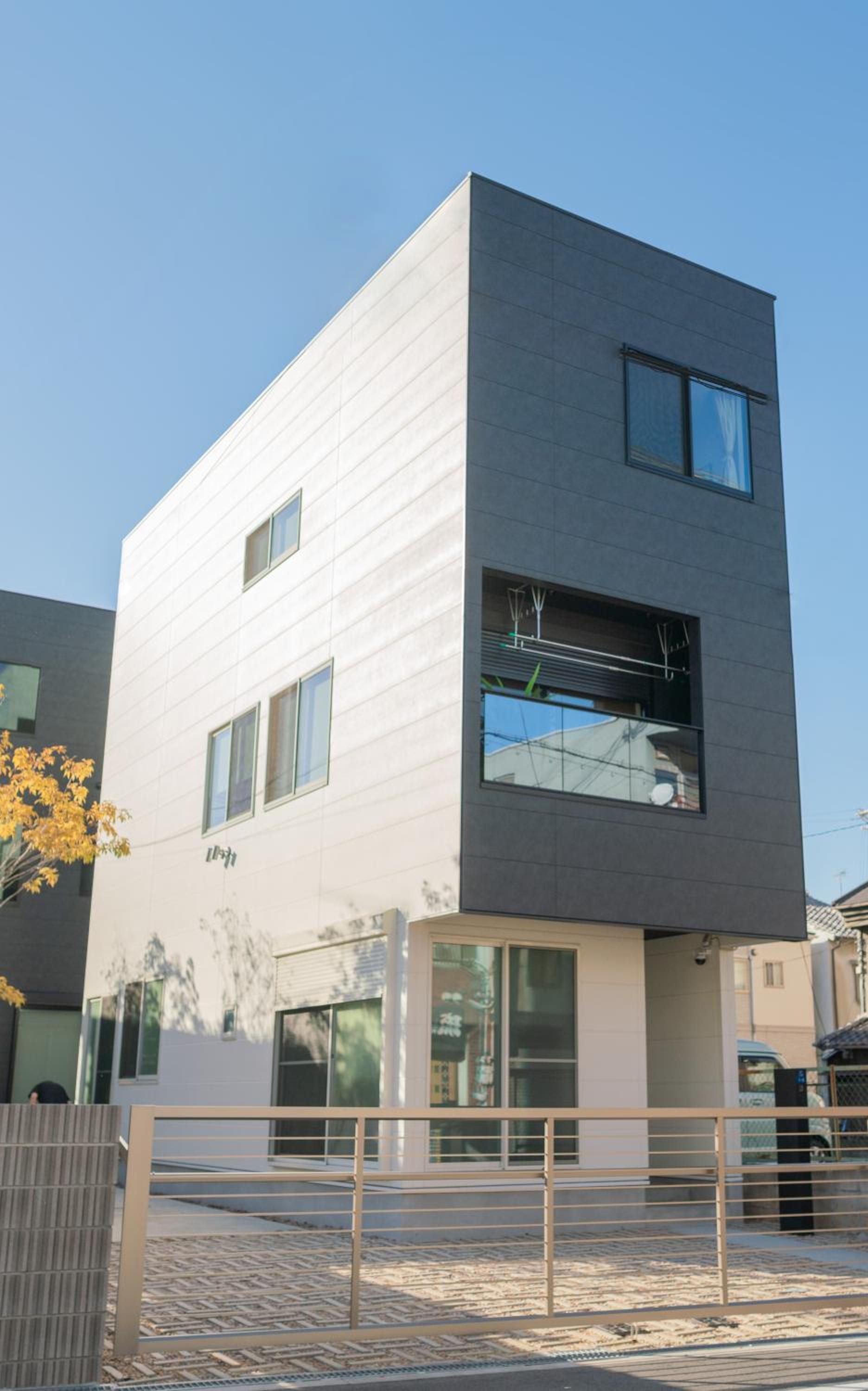 CityRevillas-C館