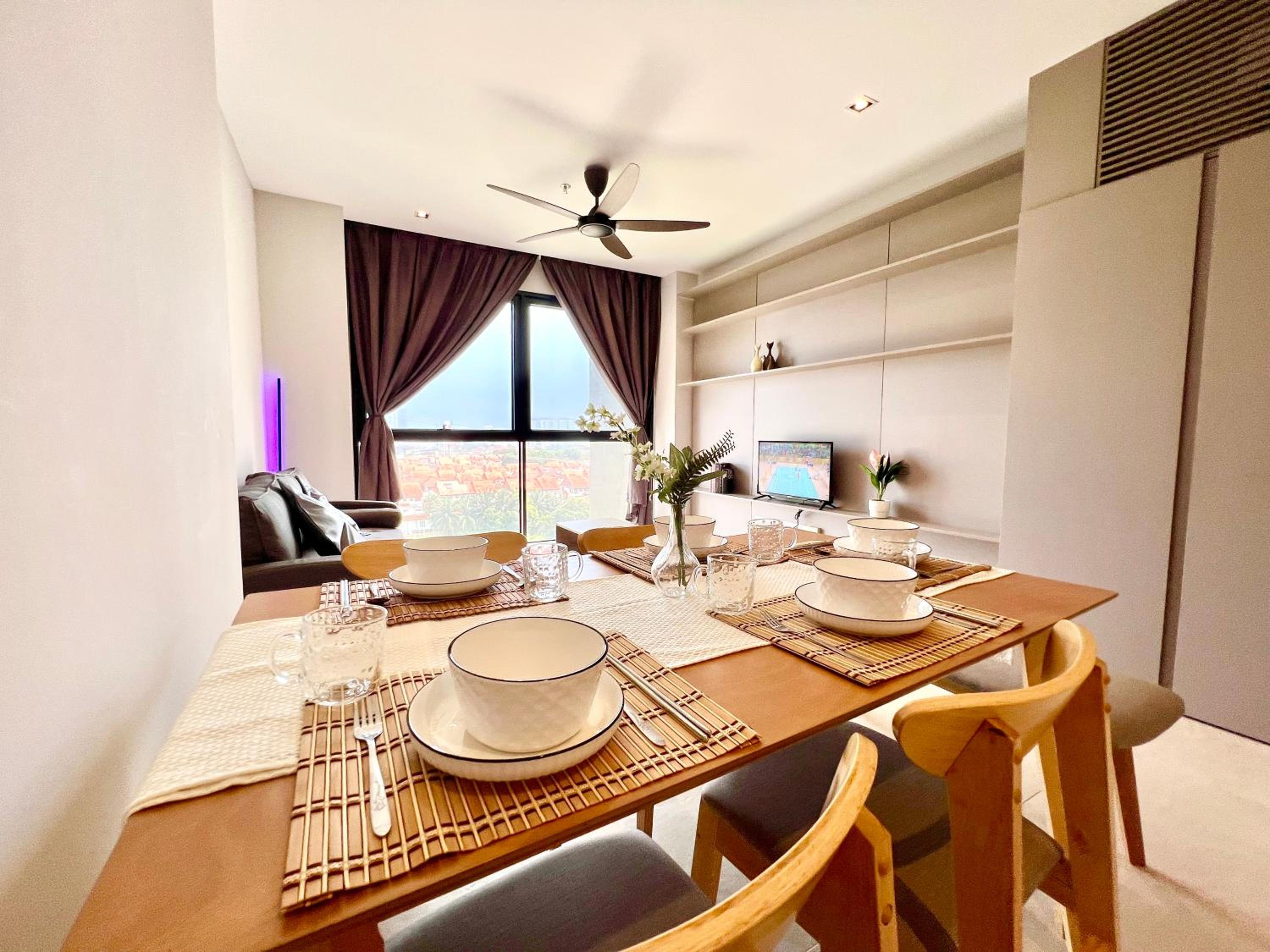LB Cozy Home 1-10Pax 3Room Tropicana 4QBeds BalconyTV photo 8