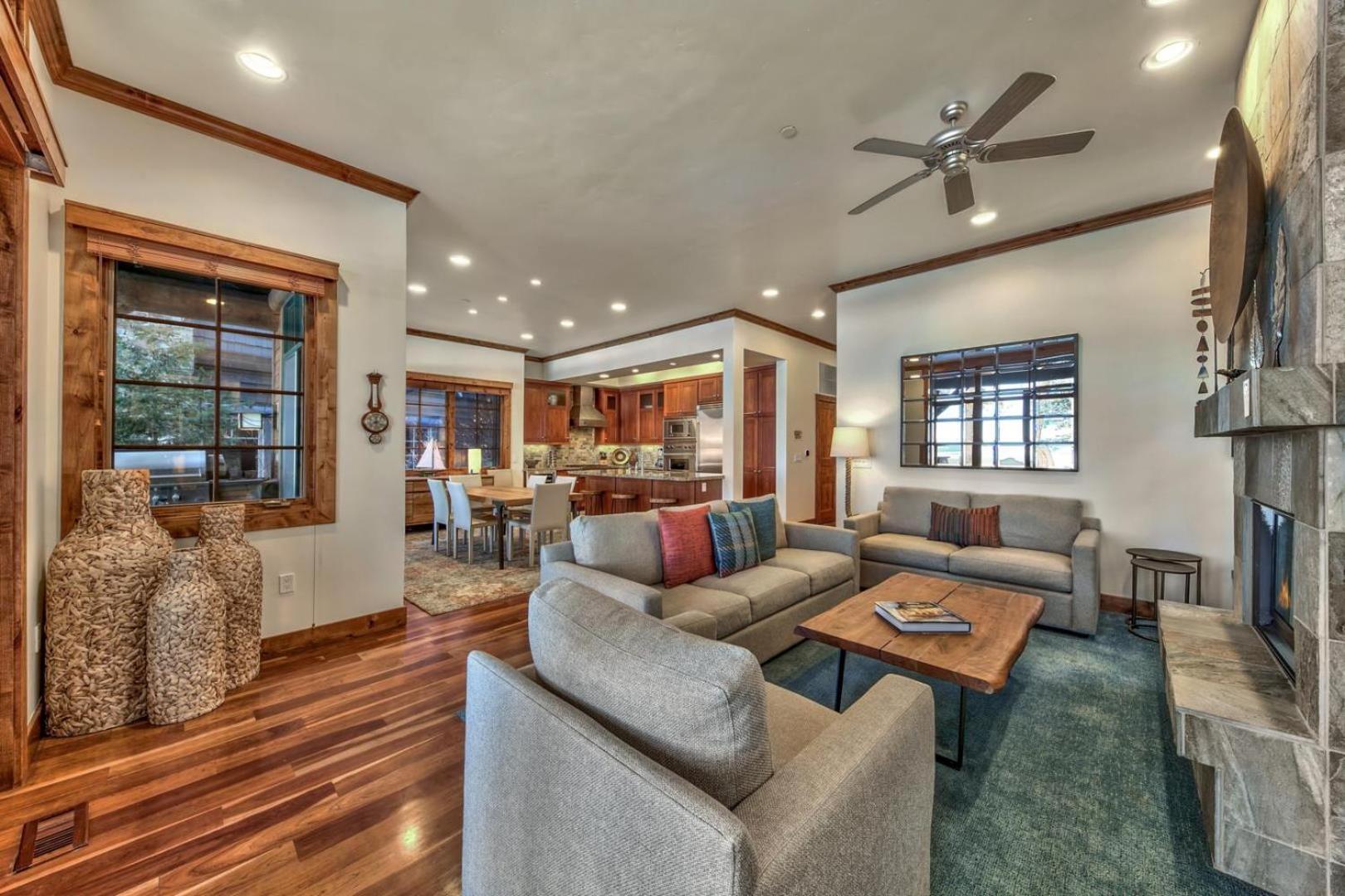 Premier Lakefront w Hot Tub & AC Near Heavenly PEAK SS9 view 2