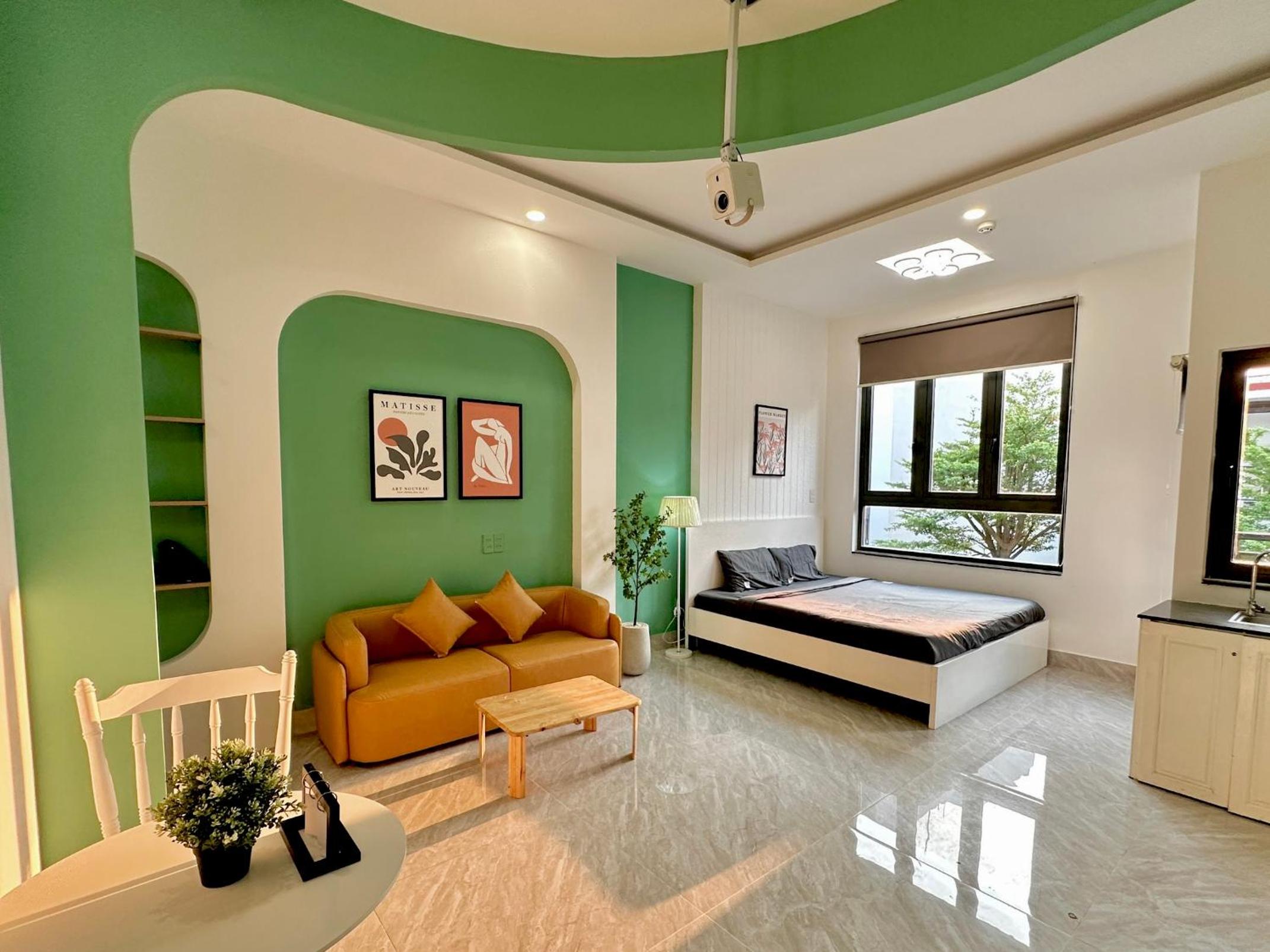 Corgi House Danang