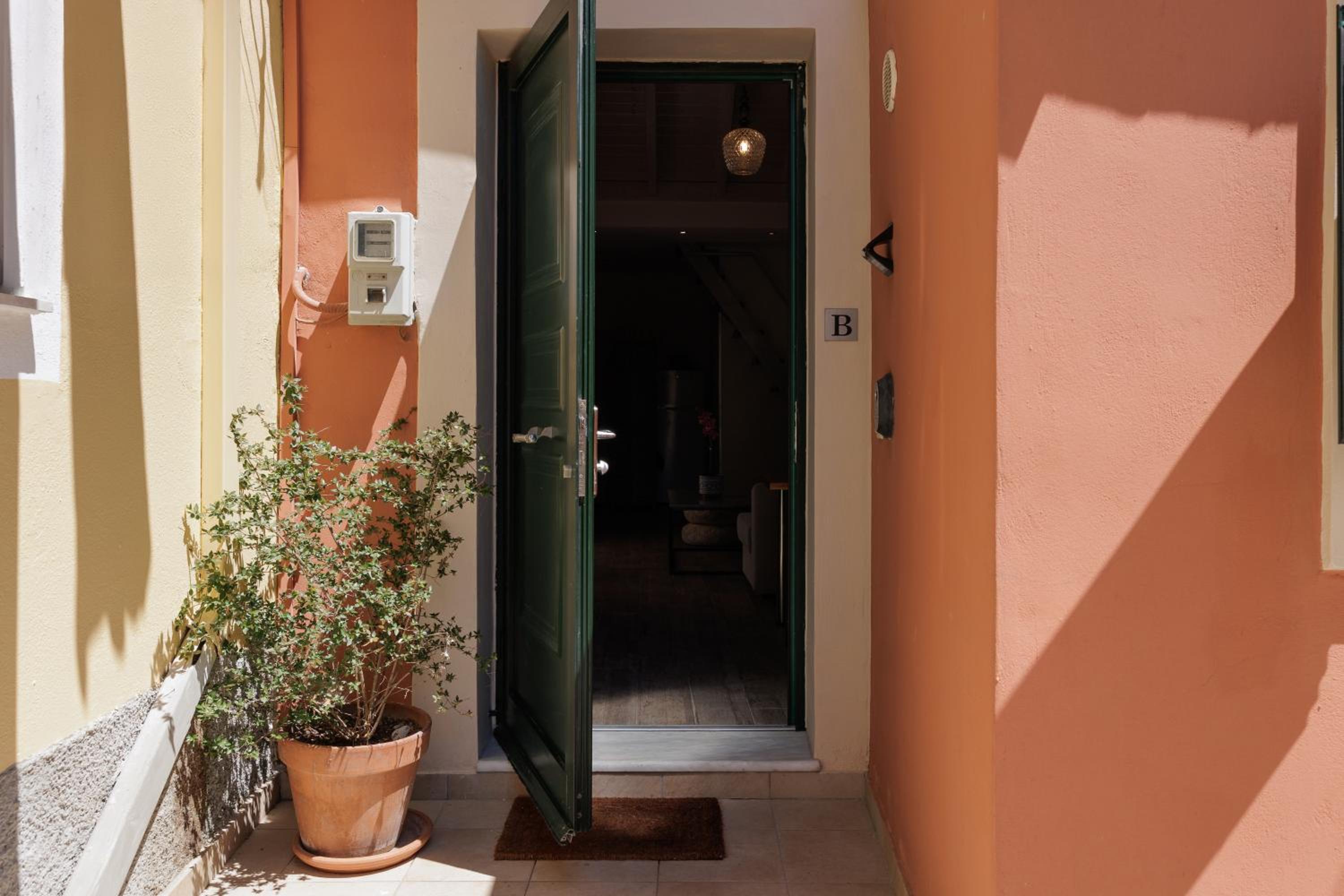 Corfu Town Luxury Studio -B photo 1
