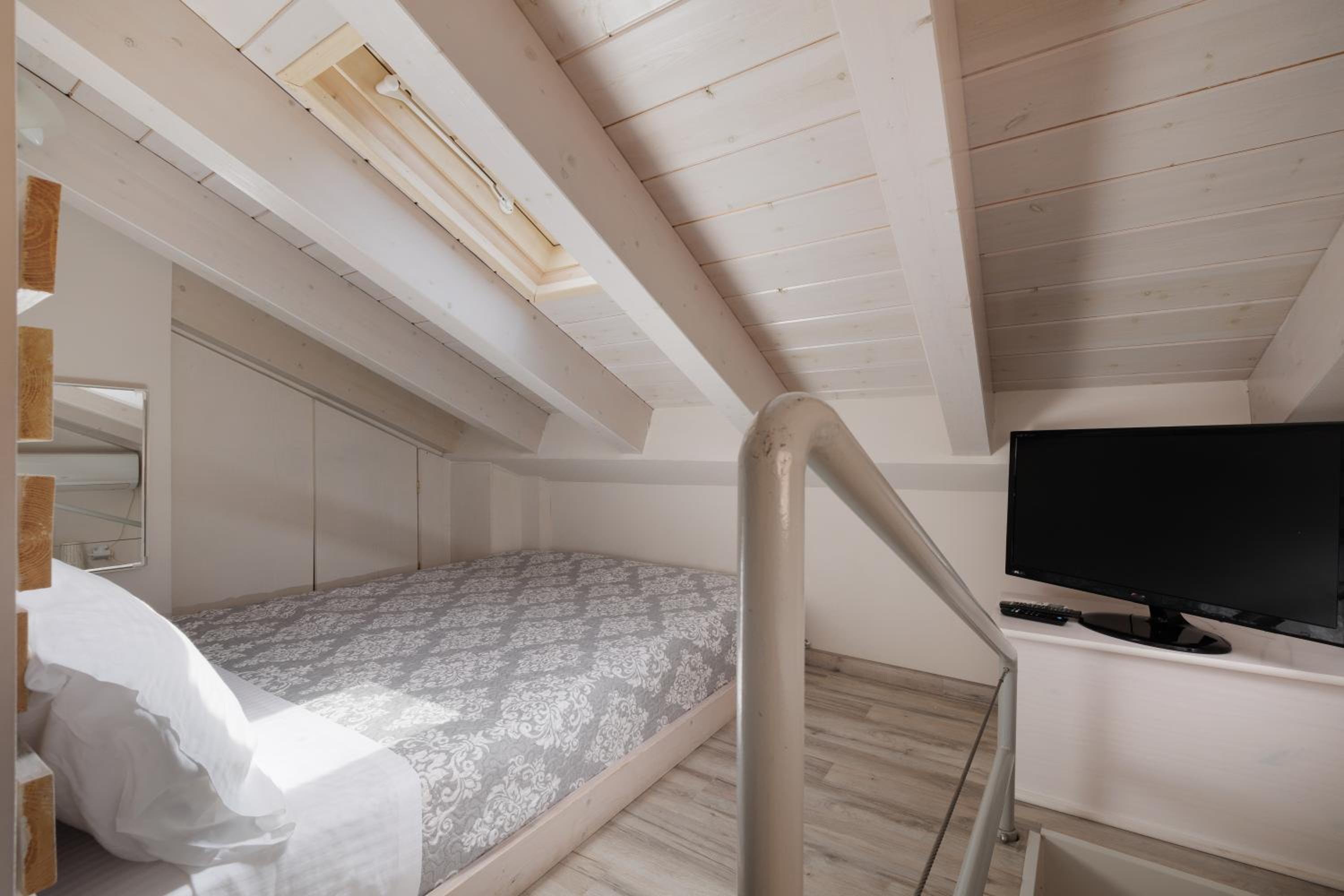 Corfu Town Luxury Studio -B photo 4