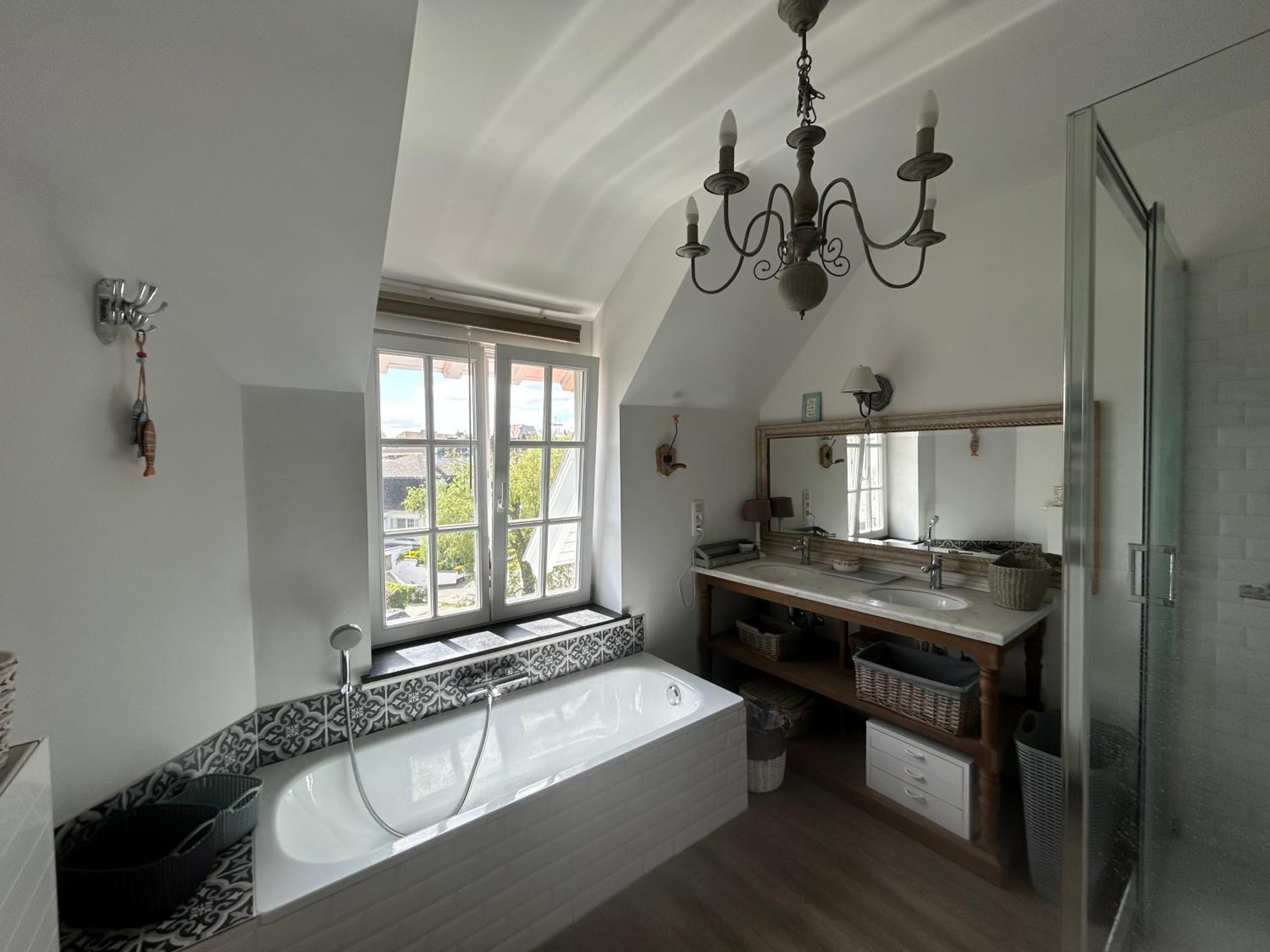 Villa Kitoko dans le quartier résidentiel de Koksijde à 5m de la plage