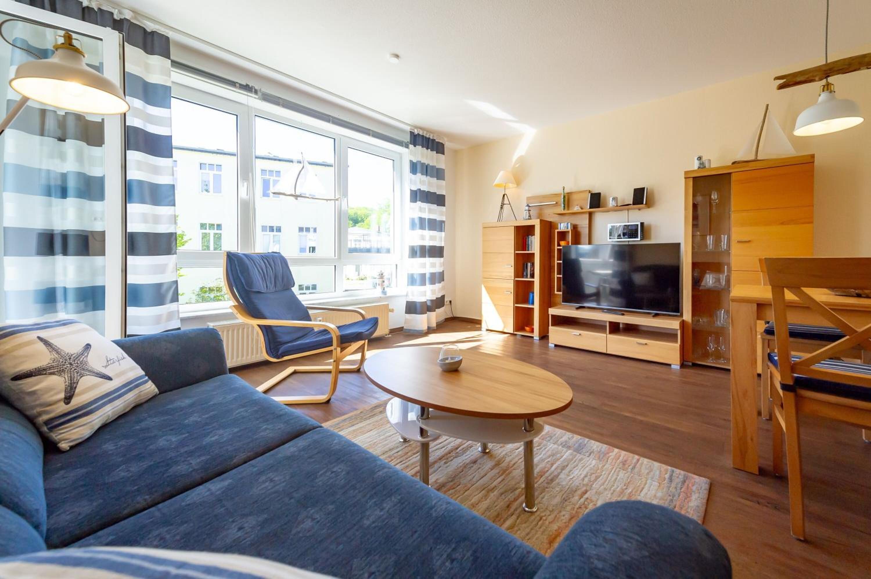 Haus Holstein - WG 6 mit Balkon, strandnah