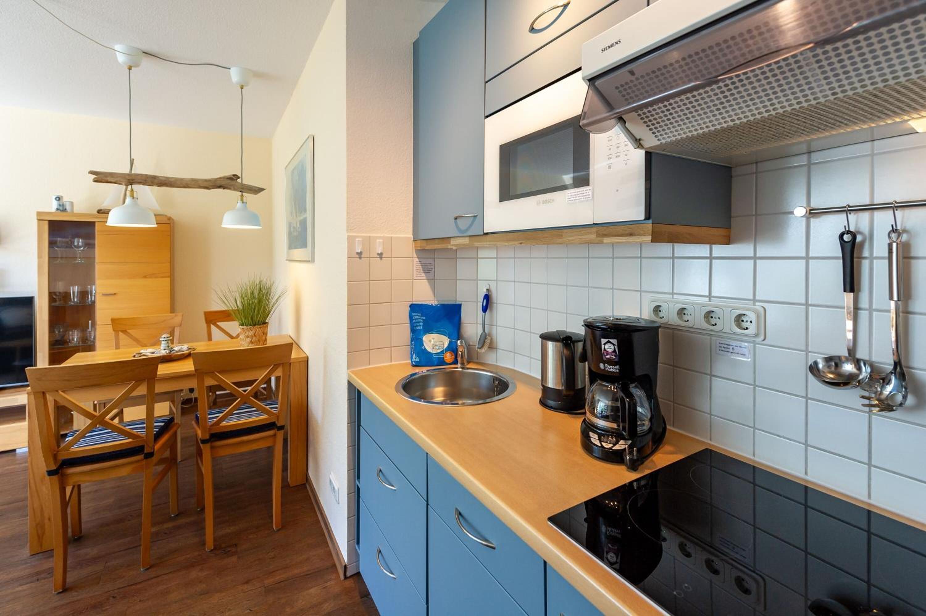 Haus Holstein - WG 6 mit Balkon, strandnah
