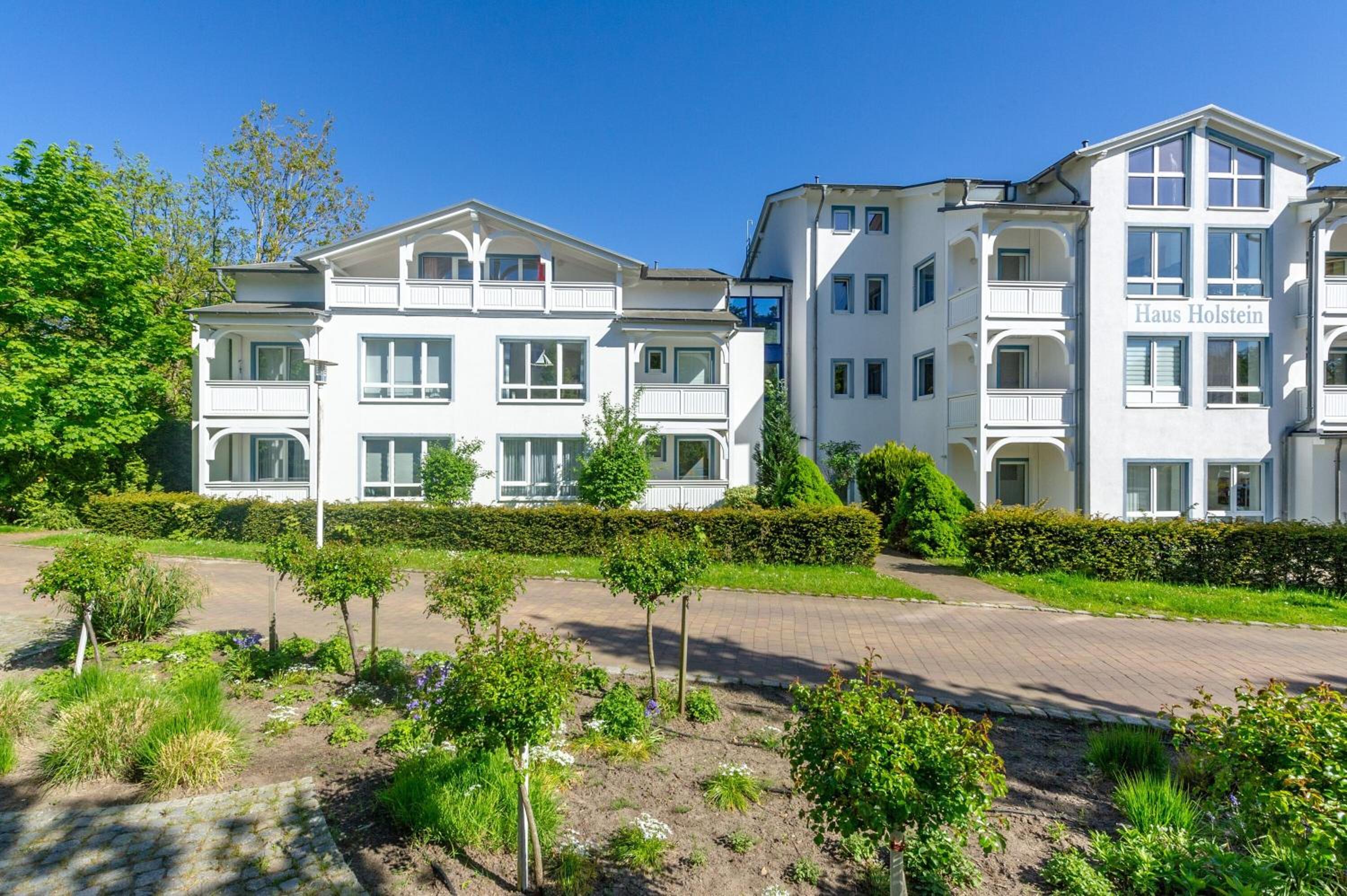 Haus Holstein - WG 6 mit Balkon, strandnah