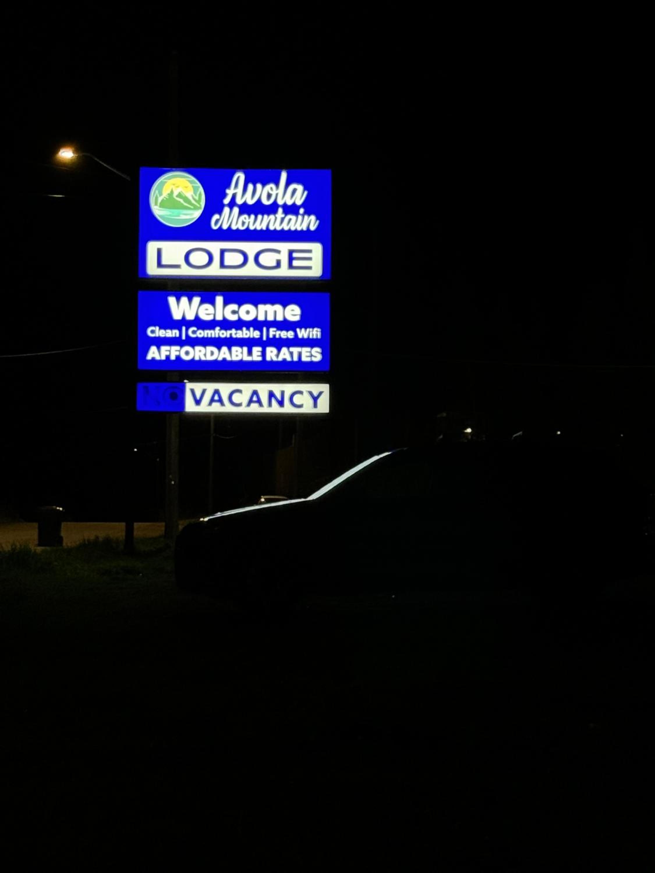 Avola Mountain Lodge