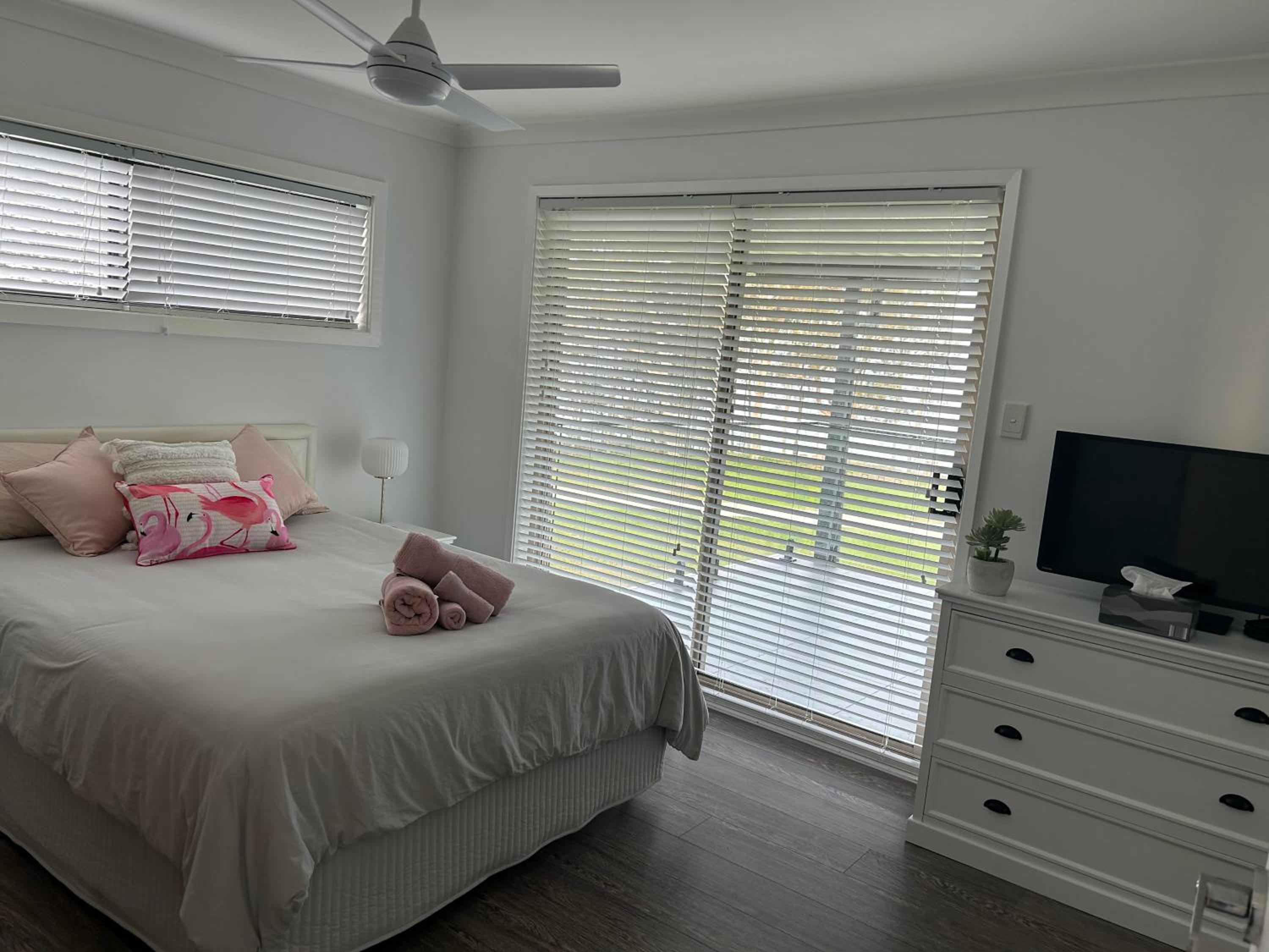 Waters Edge Golden Sunrise Two Bedroom Apartment Recent Reno