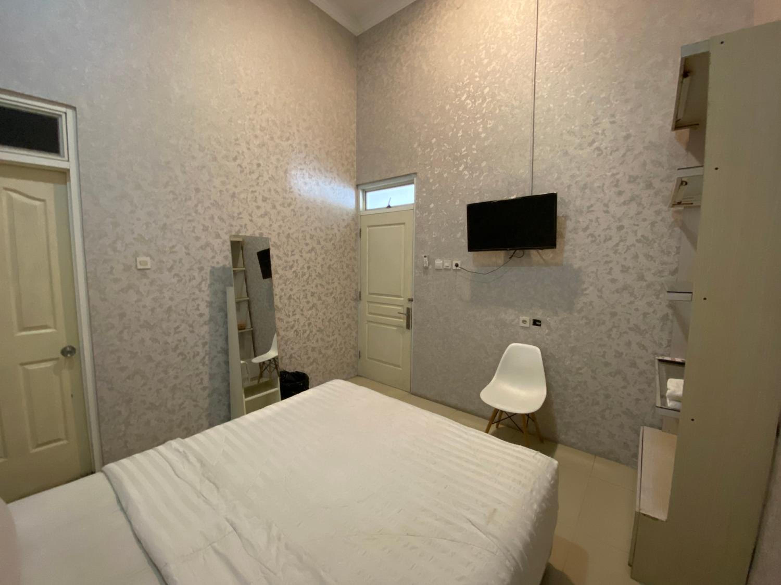 Solo Vacations - Griya RW Family Guest House Redpartner - Property Image 44