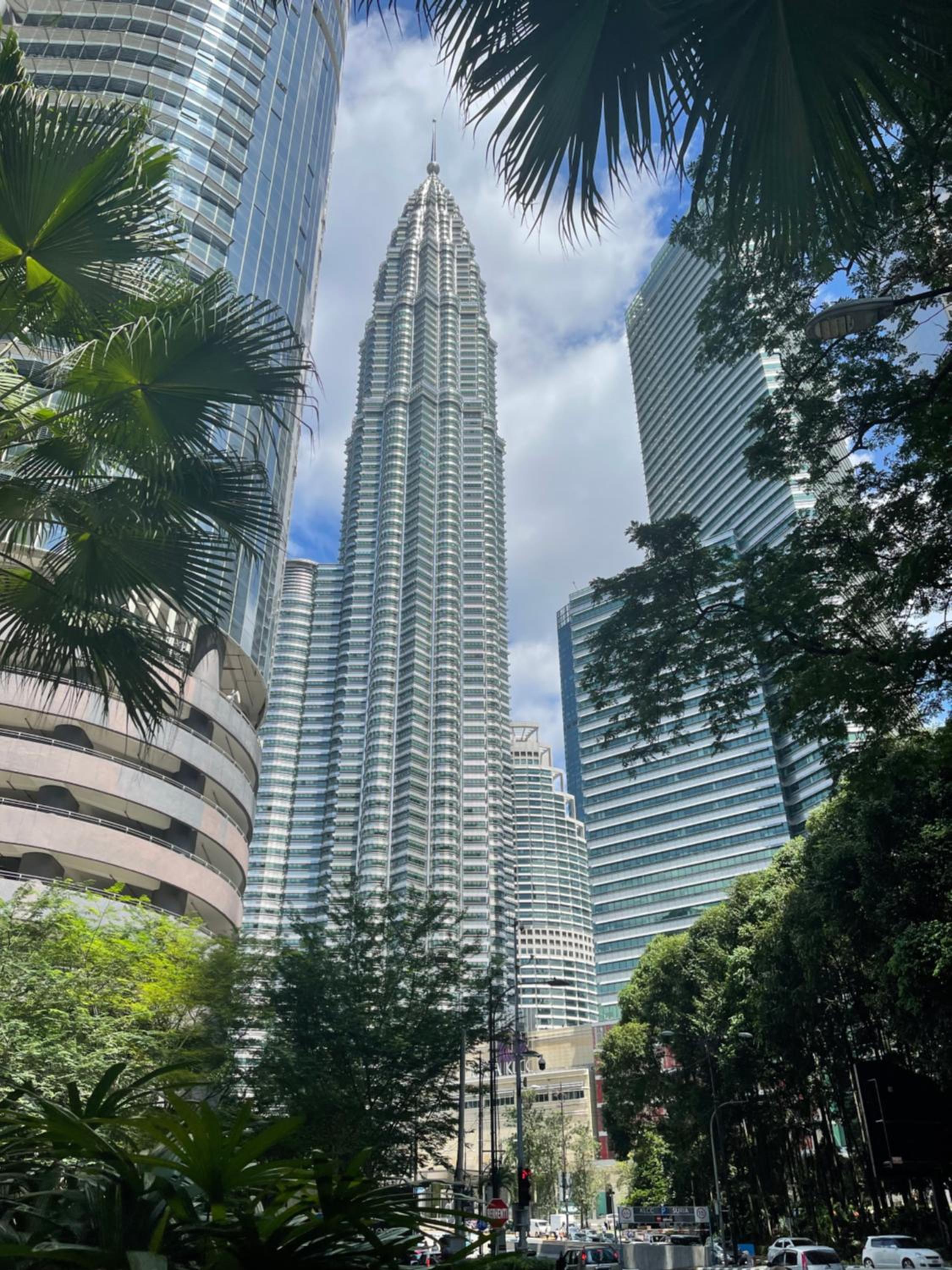Sky Suites KLCC by Luna KL